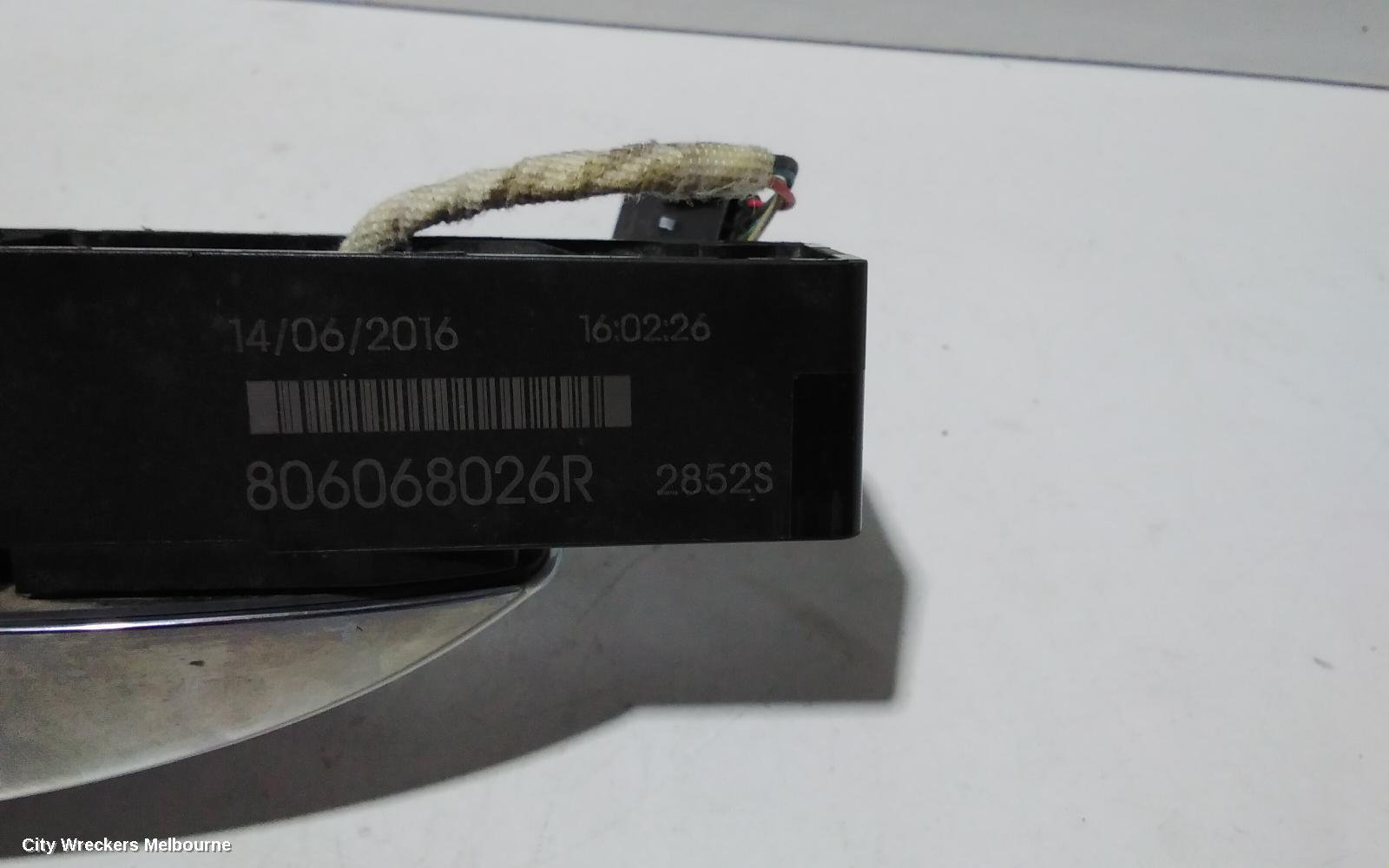 RENAULT MEGANE DOOR HANDLE, GEN 4, 06/2016 - 02/2020
