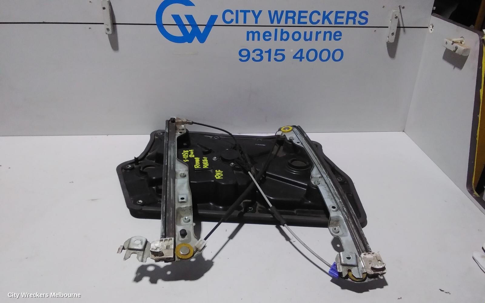 RENAULT KALEOS RIGHT FRONT WINDOW REG/MOTOR, H45 09/2008 - 10/2011