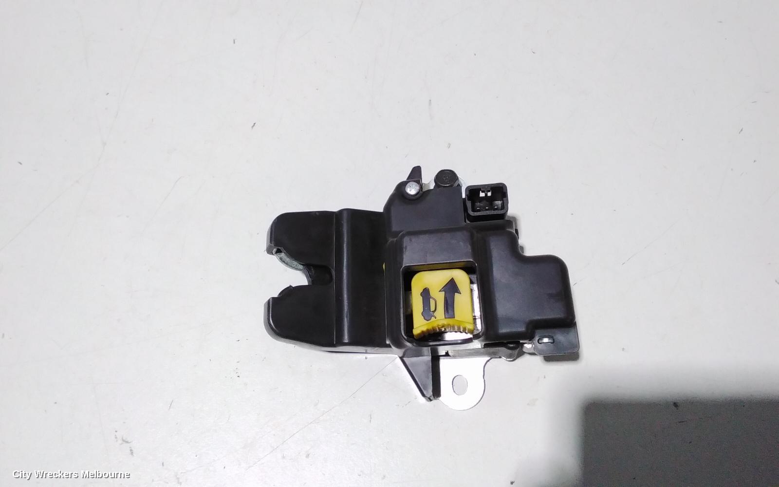 KIA CERATO DOOR/BOOT/GATE LOCK, BOOTLID LOCK, TD, COUPE/KOUP, 07/2009 - 03/2013