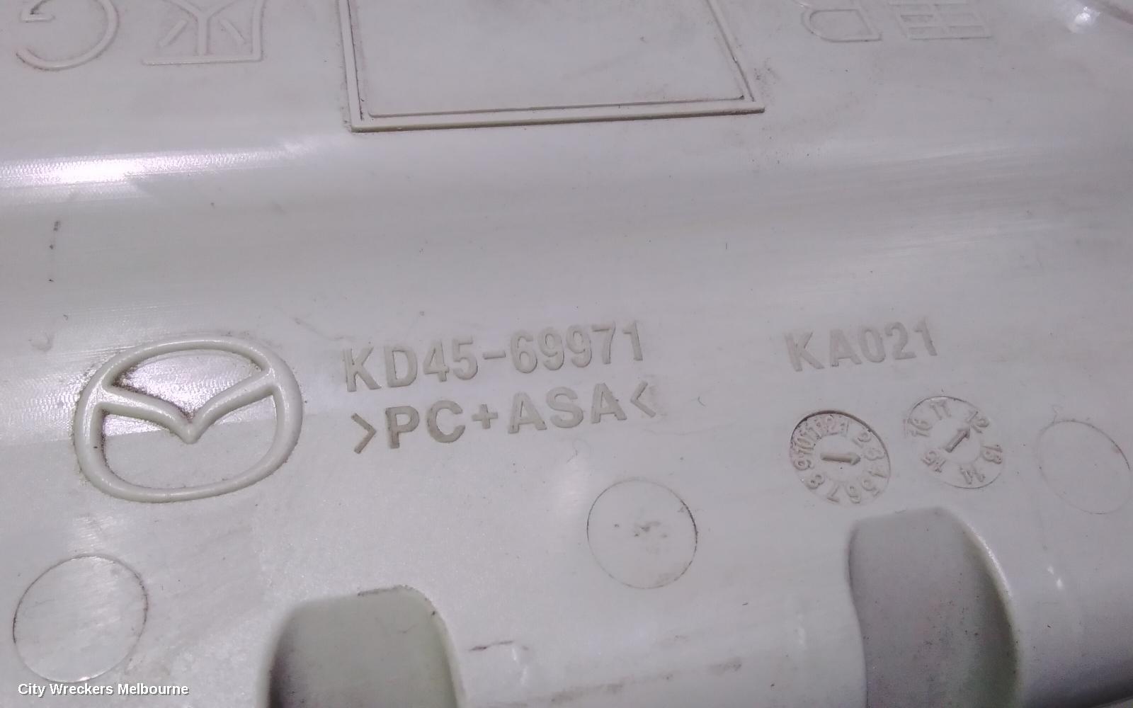 MAZDA CX5 COURTESY LIGHT, FRONT, MAP LIGHTS, W/ SUNGLASS HOLDER, NON SUNROOF SWITCH TYPE, KE, 02/2012 - 12/2016