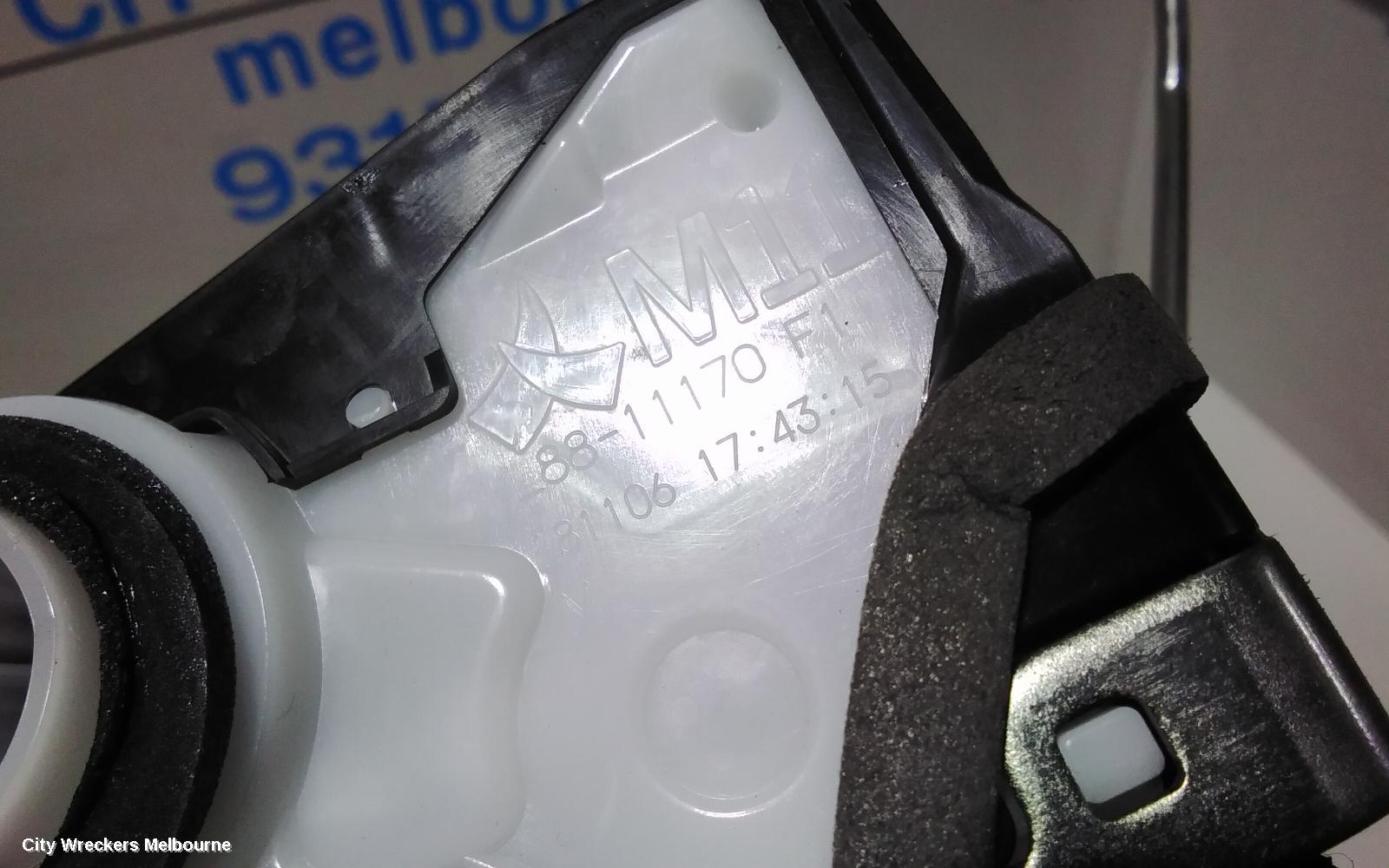 HONDA HRV DOOR/BOOT/GATE LOCK, RIGHT FRONT DOOR LOCK, RU5, 12/2014 ONWARDS