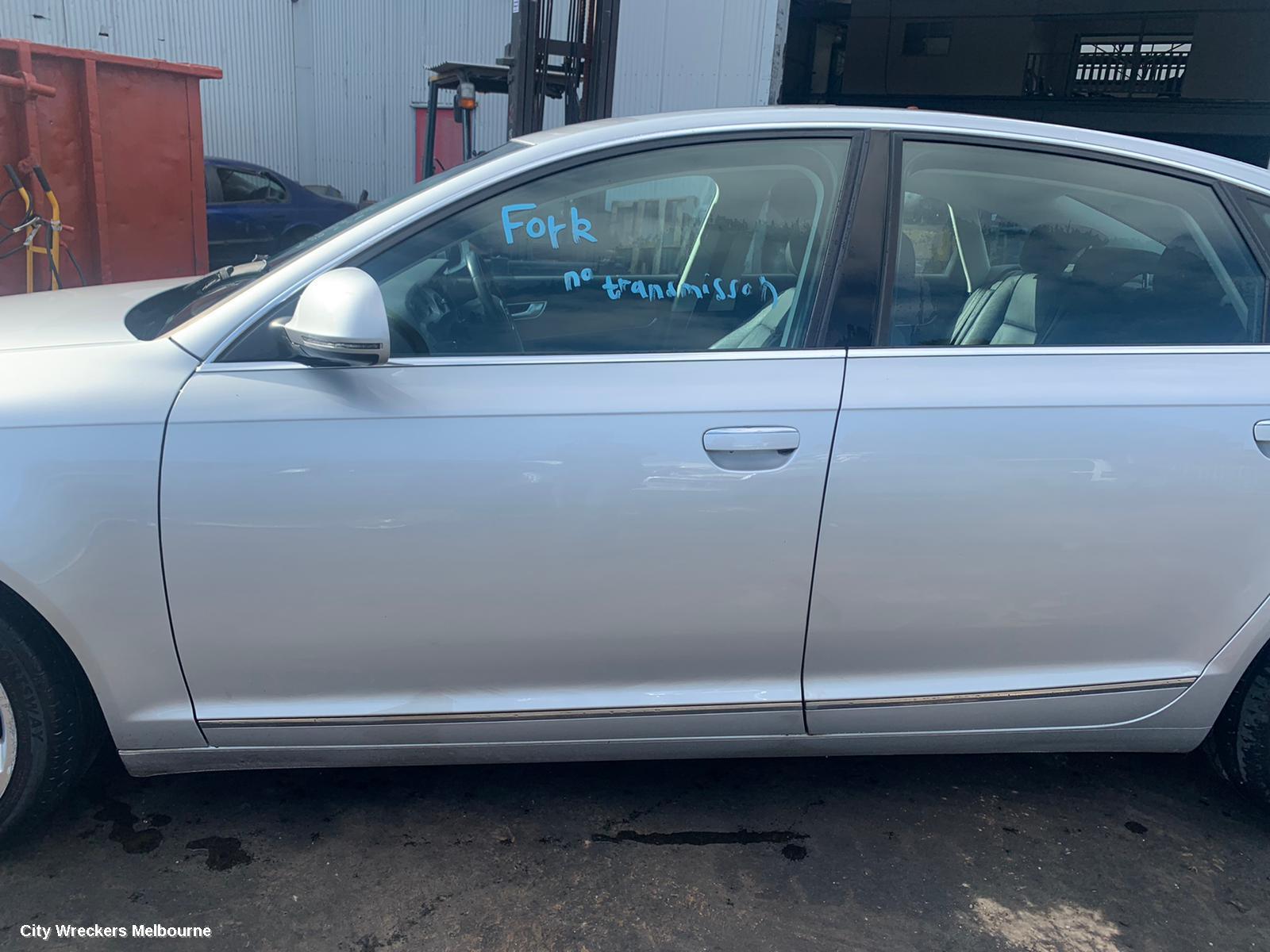 AUDI A6 CONSOLE, C6/4F, 11/2004 - 06/2011