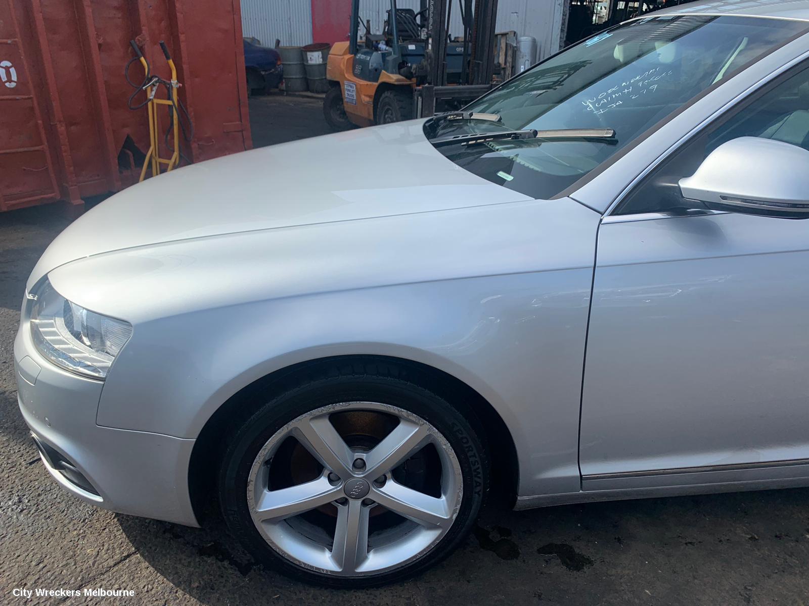 AUDI A6 CONSOLE, C6/4F, 11/2004 - 06/2011
