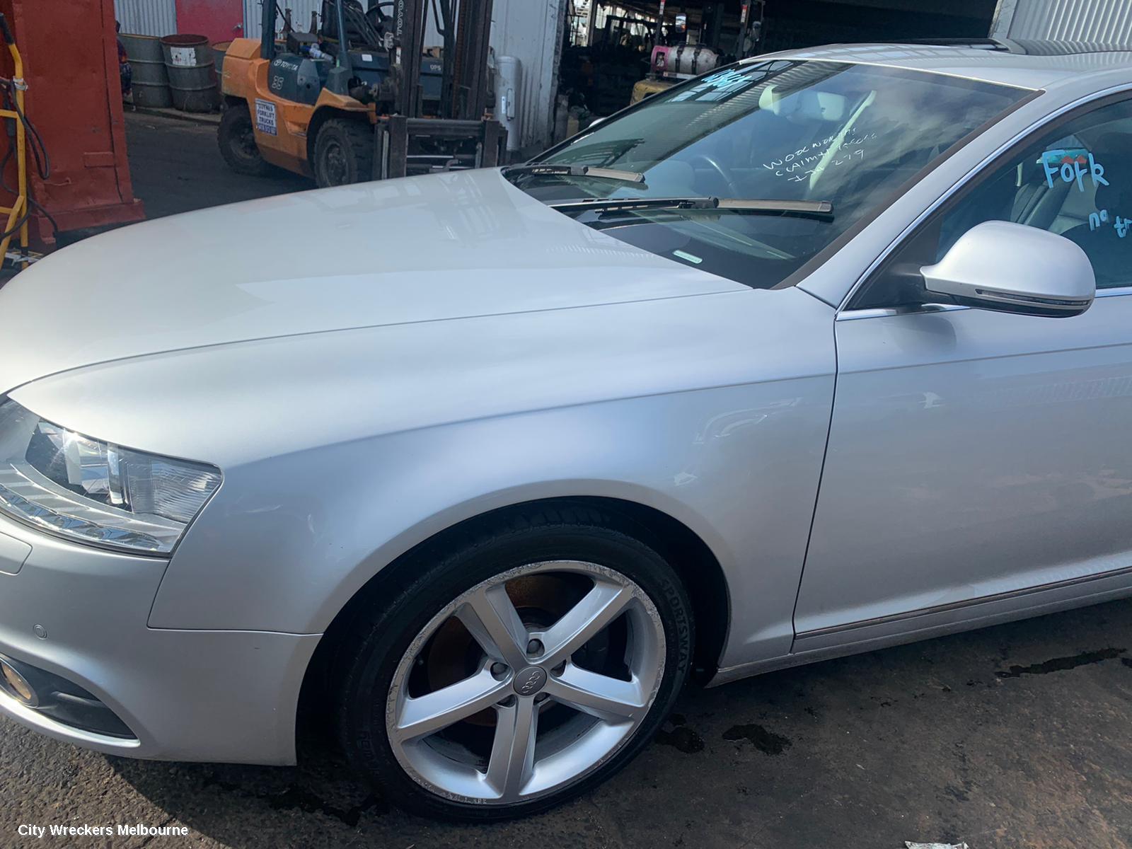 AUDI A6 CONSOLE, C6/4F, 11/2004 - 06/2011