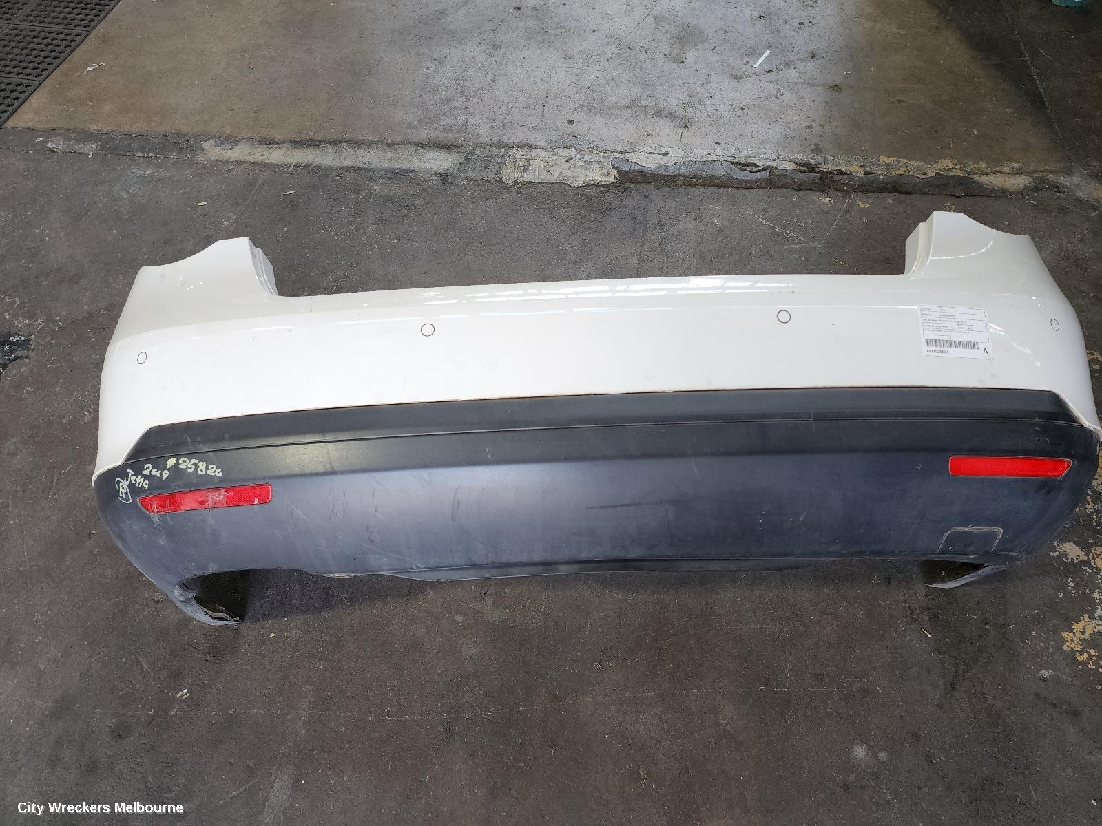 VOLKSWAGEN JETTA REAR BUMPER, 1KM, W/ PARK SENSOR TYPE, 02/2006 - 07/2011