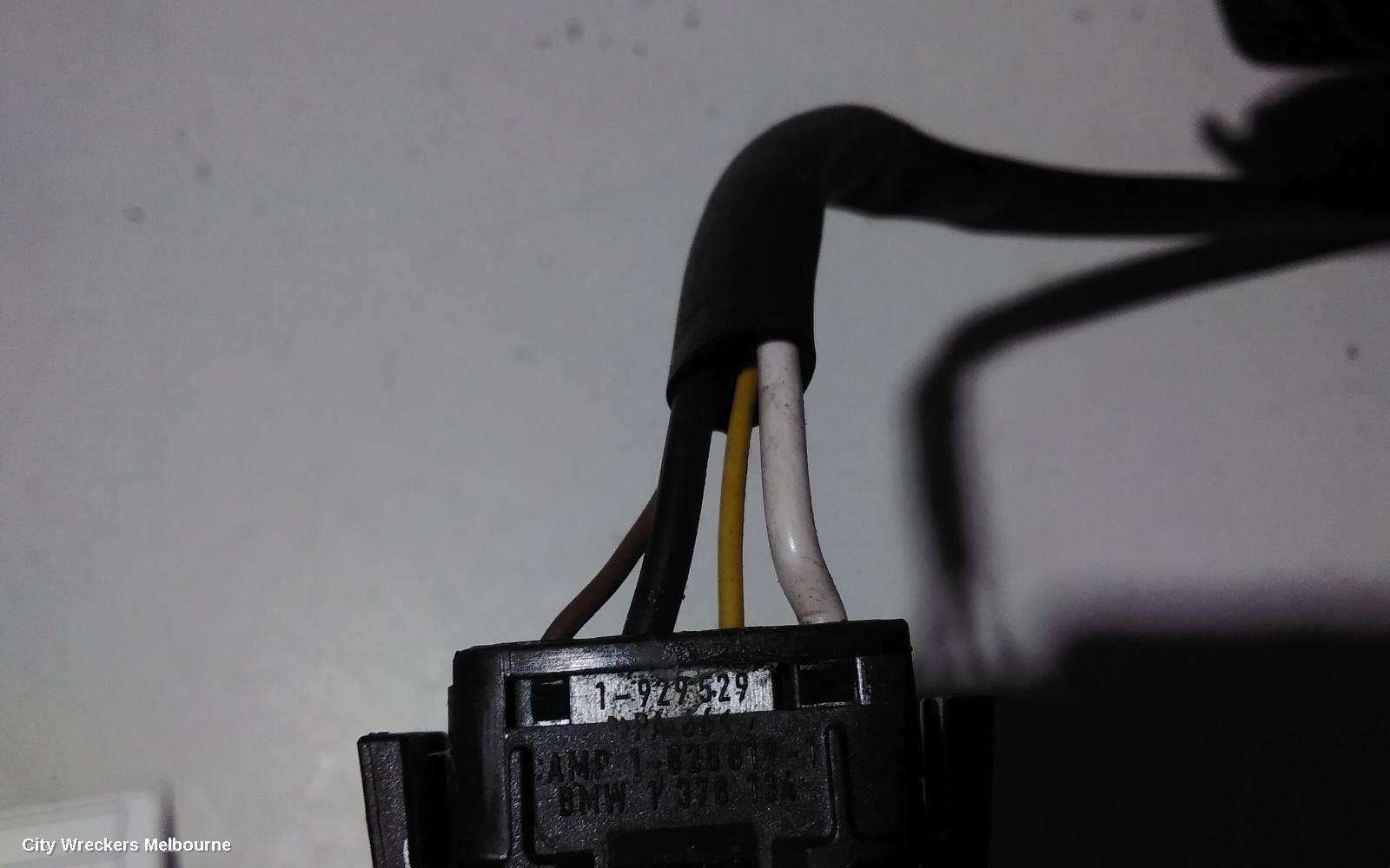 BMW 5 SERIES, E60 10/2003 - 04/2010, HB70401-0023   E61 MODULE LIFT TAILGATE CONTROL UNIT DECKLID: 83714