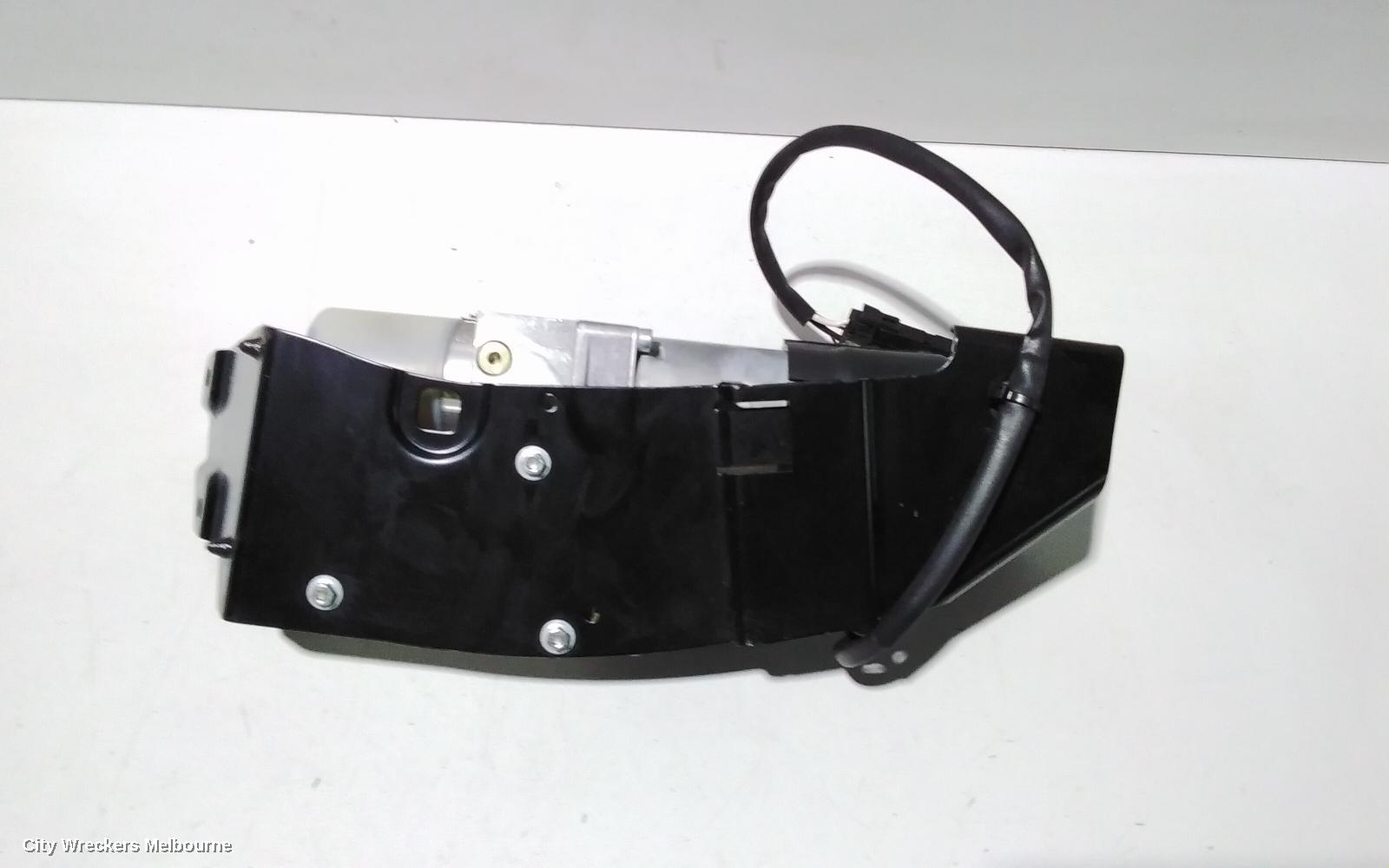 BMW 5 SERIES, E60 10/2003 - 04/2010, HB70401-0023   E61 MODULE LIFT TAILGATE CONTROL UNIT DECKLID: 83714