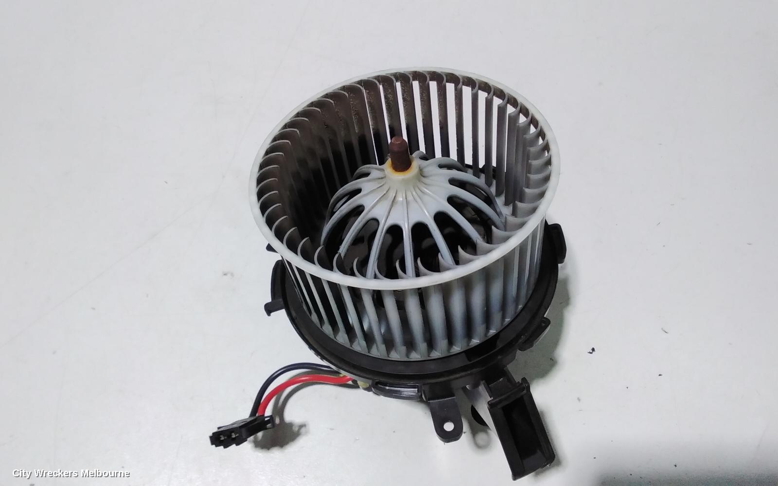 AUDI Q5 HEATER FAN MOTOR, 8R, 12/2008 - 07/2012