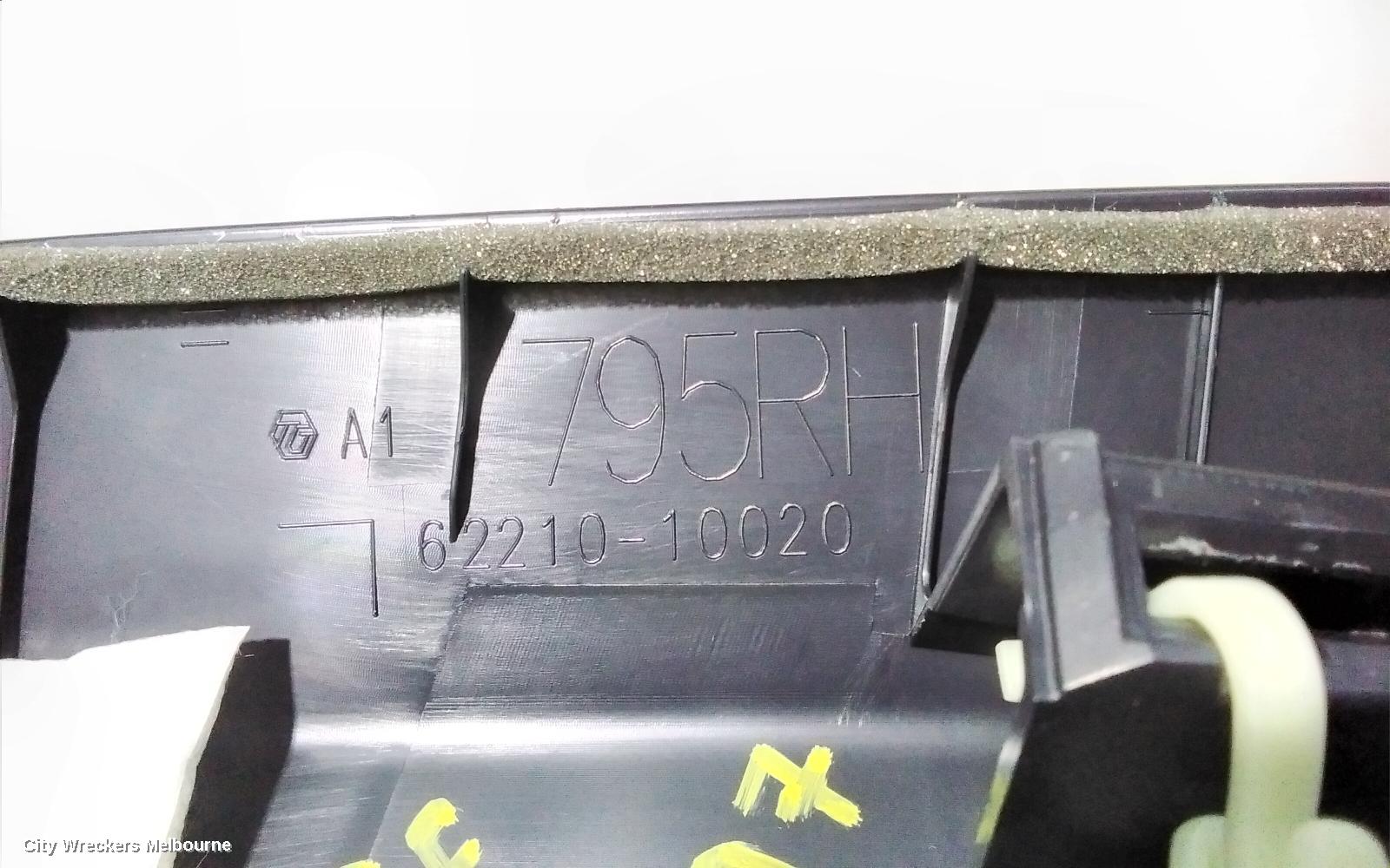 TOYOTA C-HR, GEN 1, 12/2016 - 09/2023, RH PILAR TRIM REFER TO PHOTOS: 83735