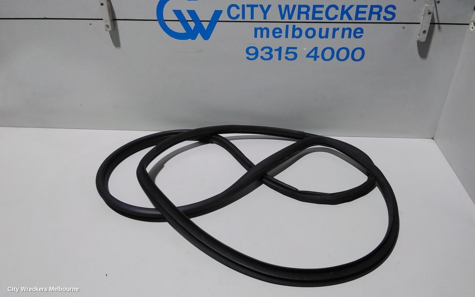 TOYOTA C-HR, GEN 1, 12/2016 - 09/2023, LHF DOOR SEAL RUBBER ON THE BODY: 83738