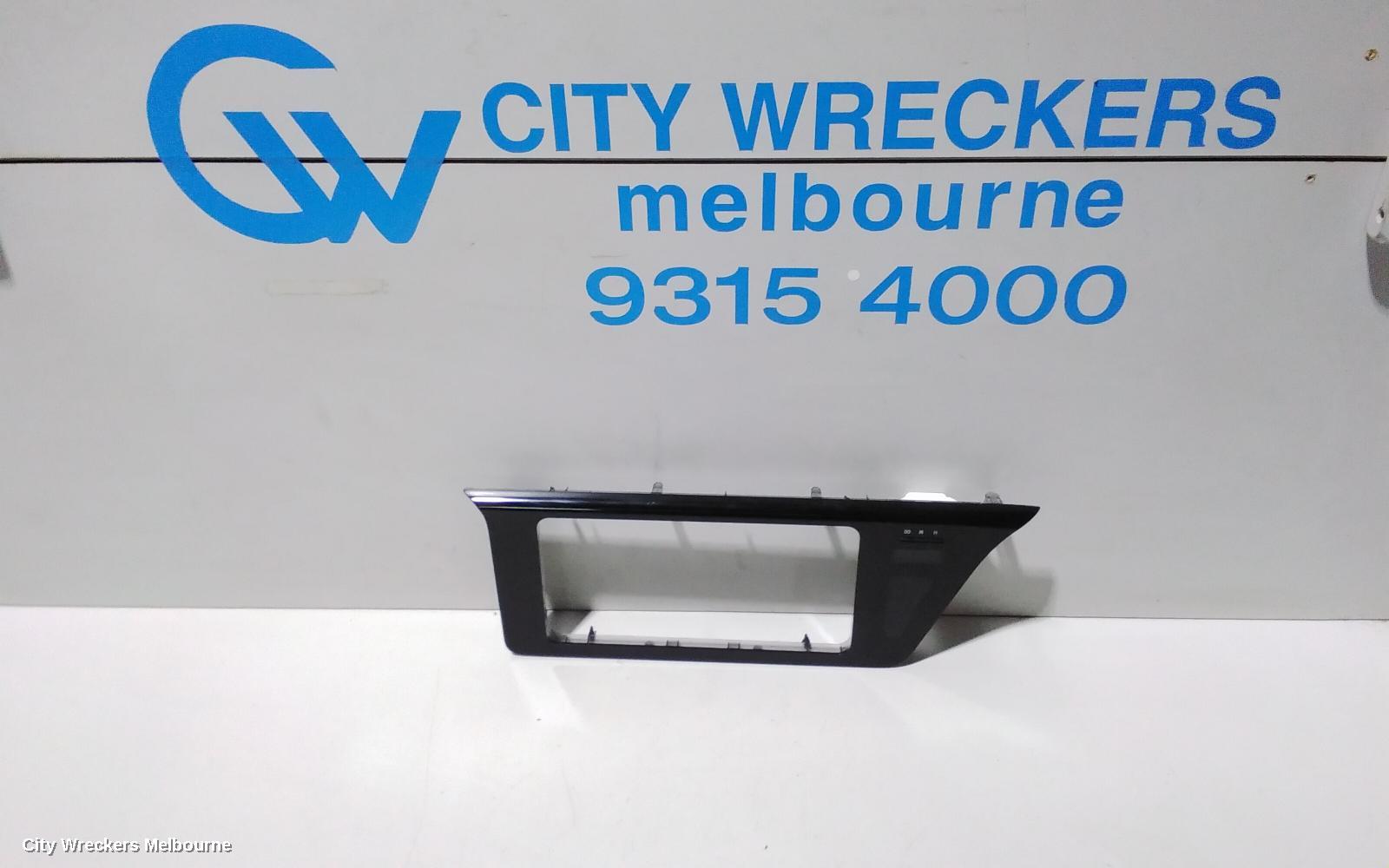 TOYOTA C-HR CLOCK, GEN 1, 12/2016 - 09/2023