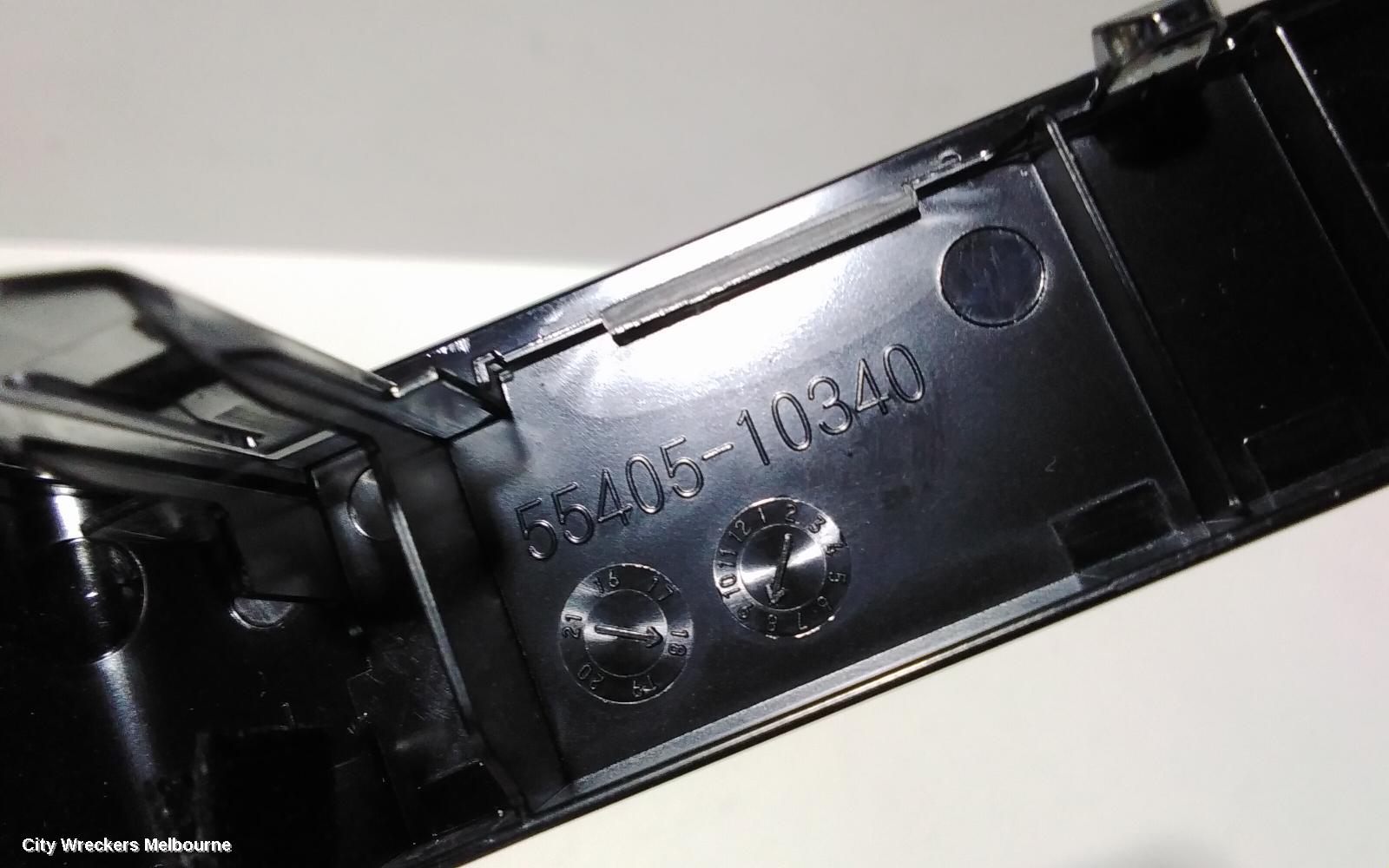 TOYOTA C-HR CLOCK, GEN 1, 12/2016 - 09/2023