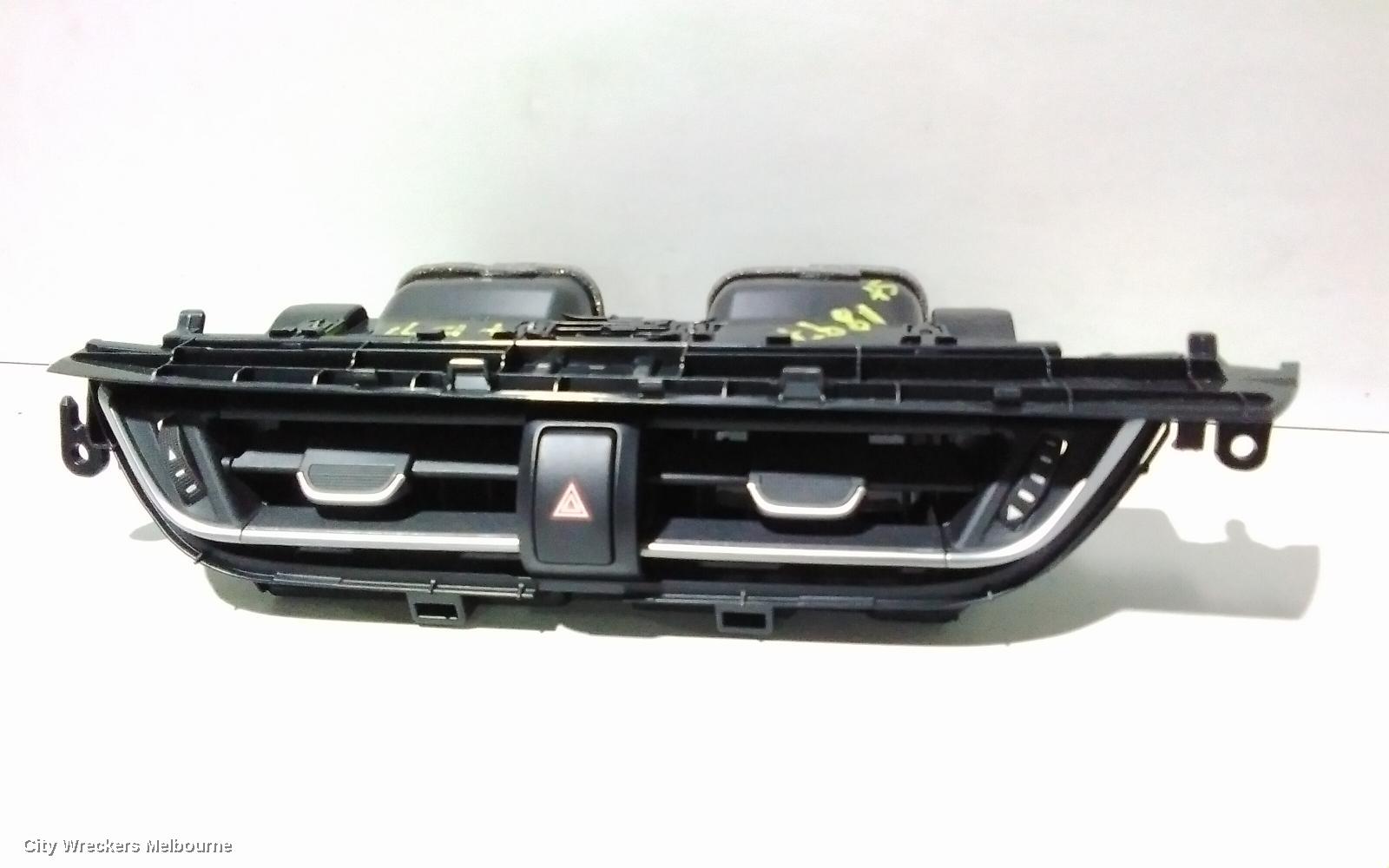 TOYOTA C-HR, GEN 1, 12/2016 - 09/2023, CENTERAIRVENT: 83750