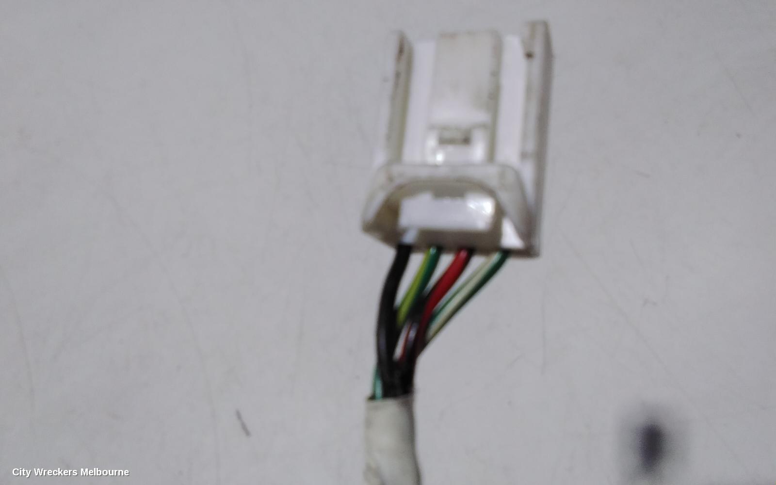 HONDA HRV LEFT TAILLIGHT, RU5, VTI, LED, NON OPTICAL GUIDE TYPE, 12/2014 - 06/2018