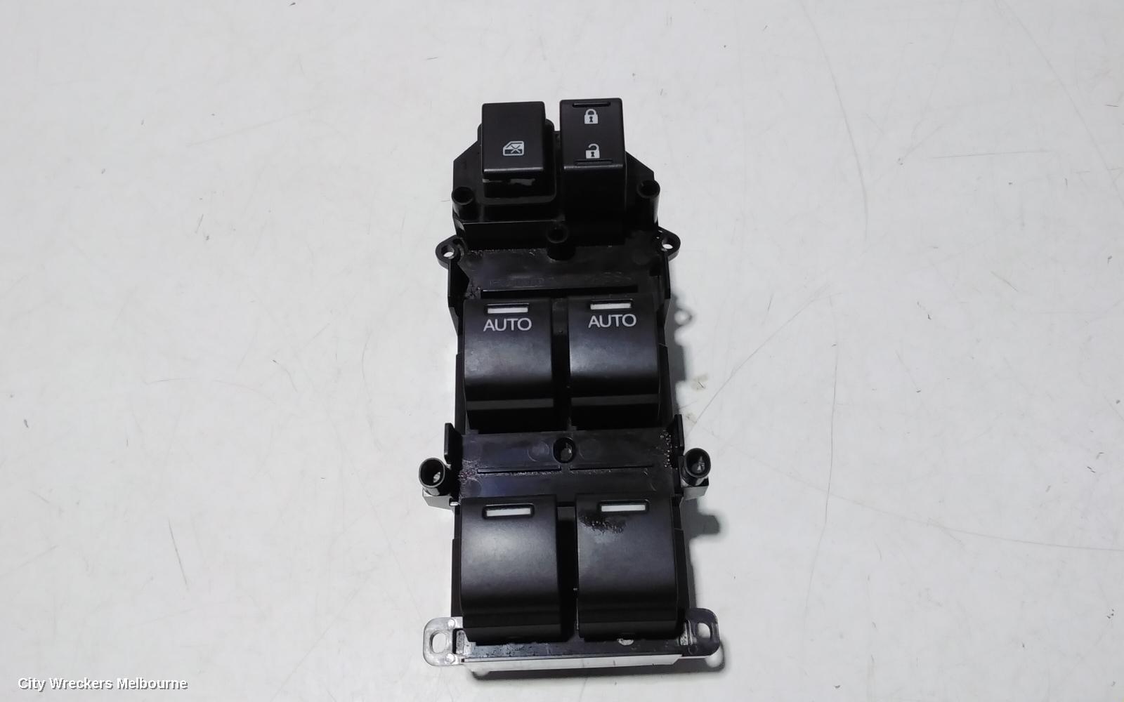 HONDA HRV PWR DR WIND SWITCH, RH FRONT (MASTER SWITCH), RU5, 12/2014 - 10/2021