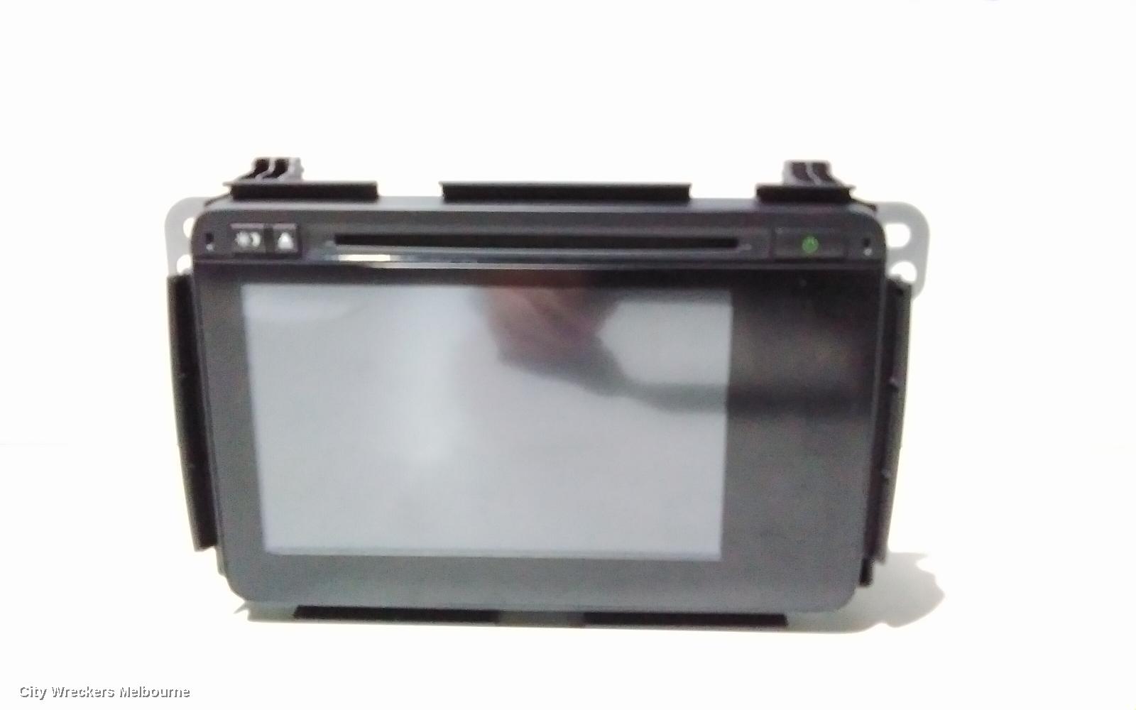 HONDA HRV RADIO/CD/DVD/SAT/TV, 7IN TOUCHSCREEN, NON SAT NAV TYPE, RU5, 12/2014 - 04/2017