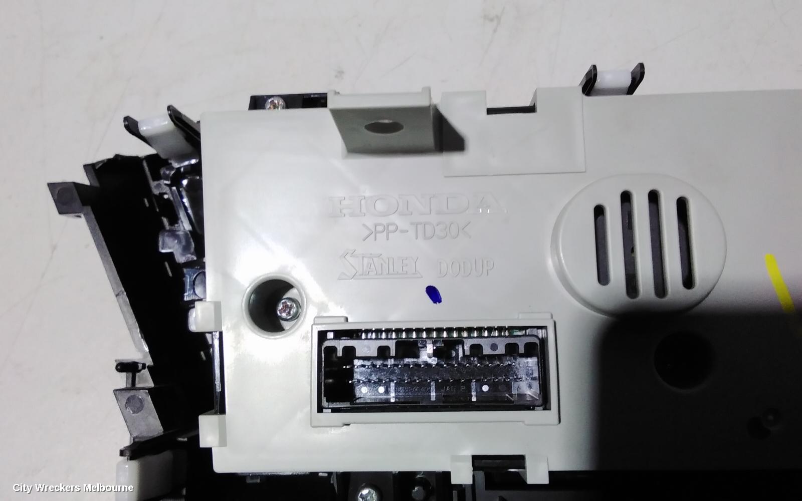 HONDA HRV HEATER/AC CONTROLS, DUAL-ZONE CLIMATE CONTROL, RU5, 12/2014 ONWARDS