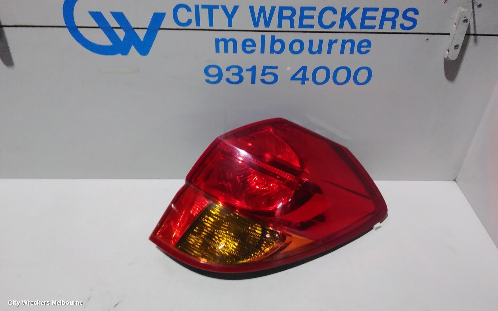 SUBARU OUTBACK RIGHT TAILLIGHT, 4TH GEN, 09/2003 - 09/2006