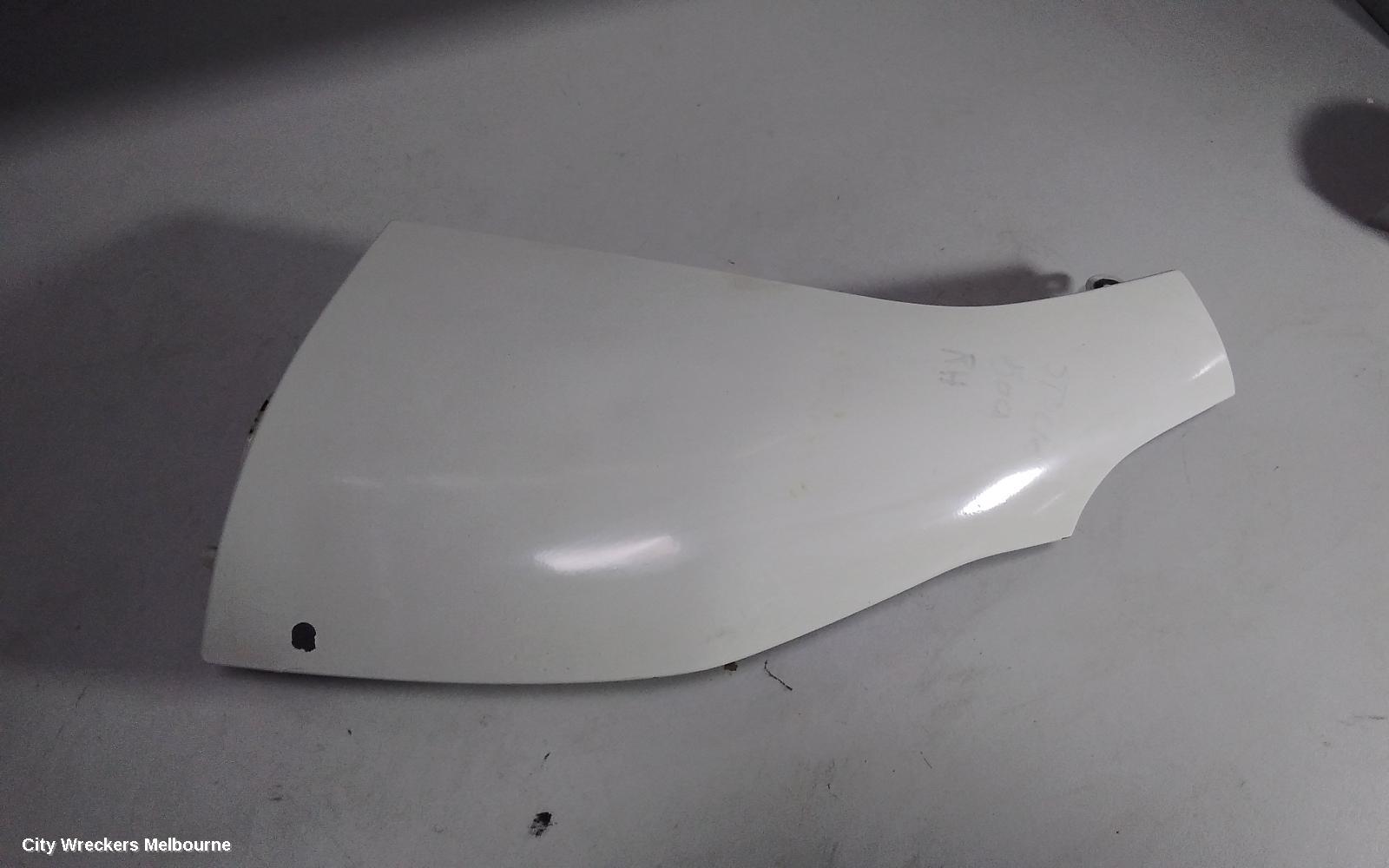 TOYOTA HIACE RIGHT GUARD, TRH/KDH, CORNER PANEL, 03/2005 - 04/2019