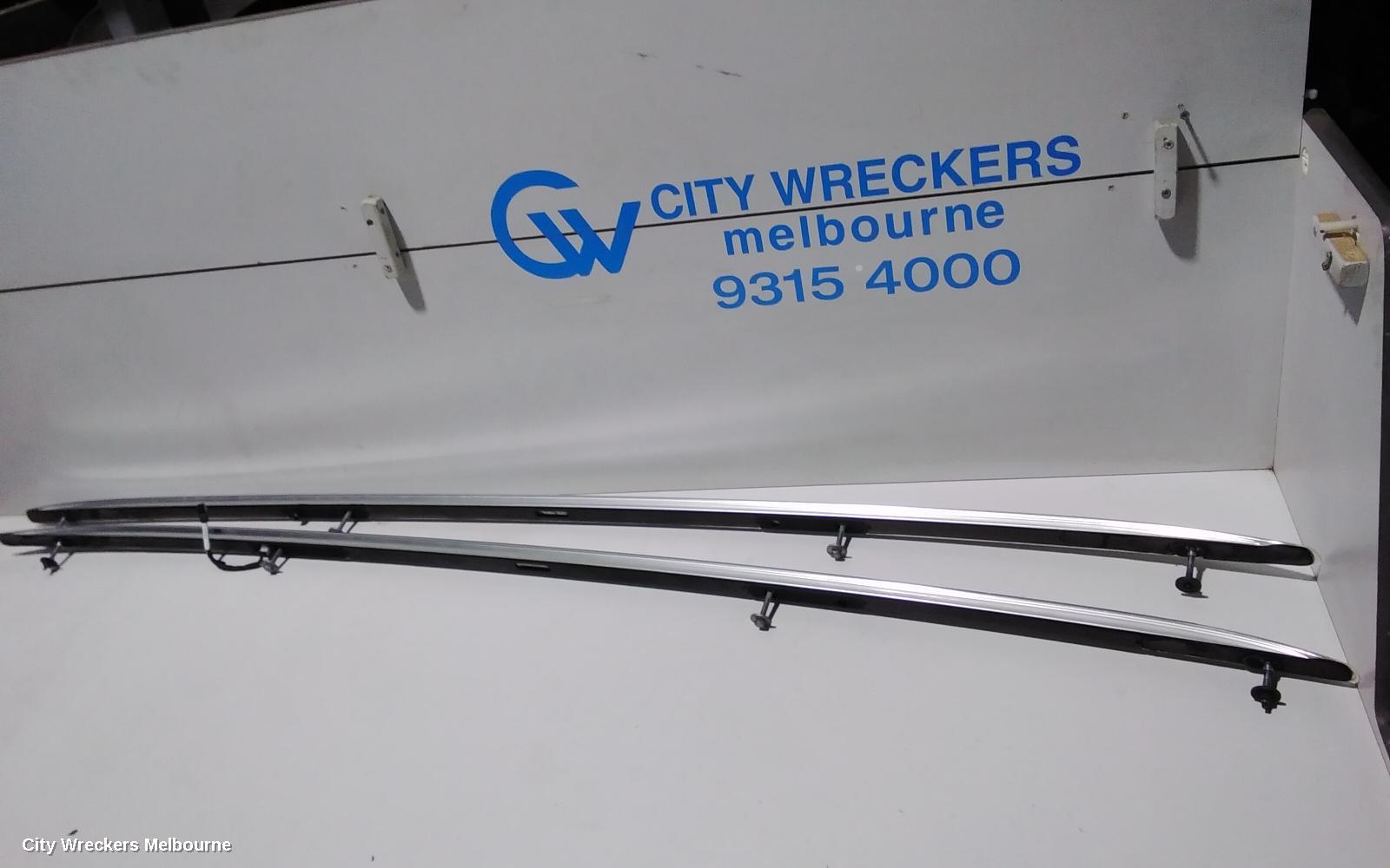 AUDI Q5 ROOF RAIL, 8R, 12/2008 - 01/2017