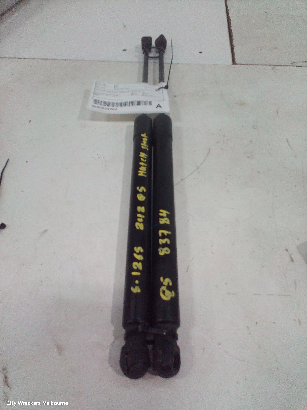 AUDI Q5 HATCH STRUT, TAILGATE GAS STRUT (PAIR), 8R, 03/2009 - 01/2017