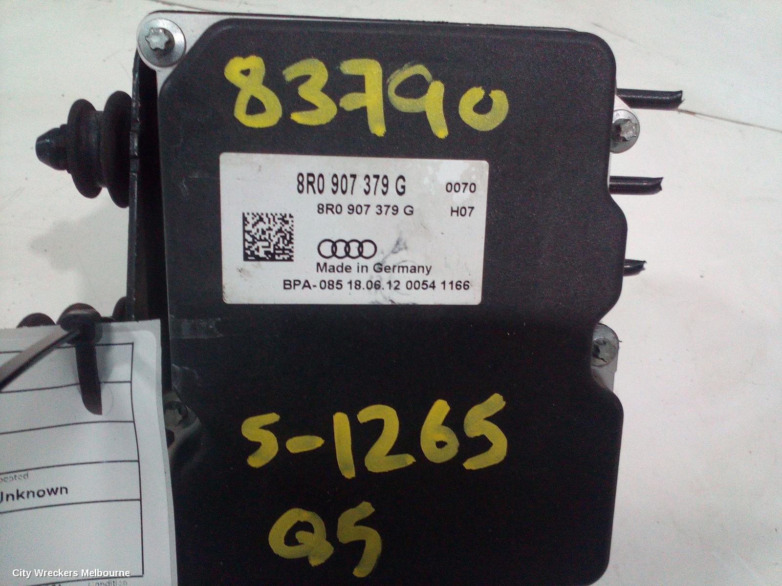 AUDI Q5 ABS PUMP/MODULATOR, 8R, P/N 8R0907379G, 03/2009 - 01/2017