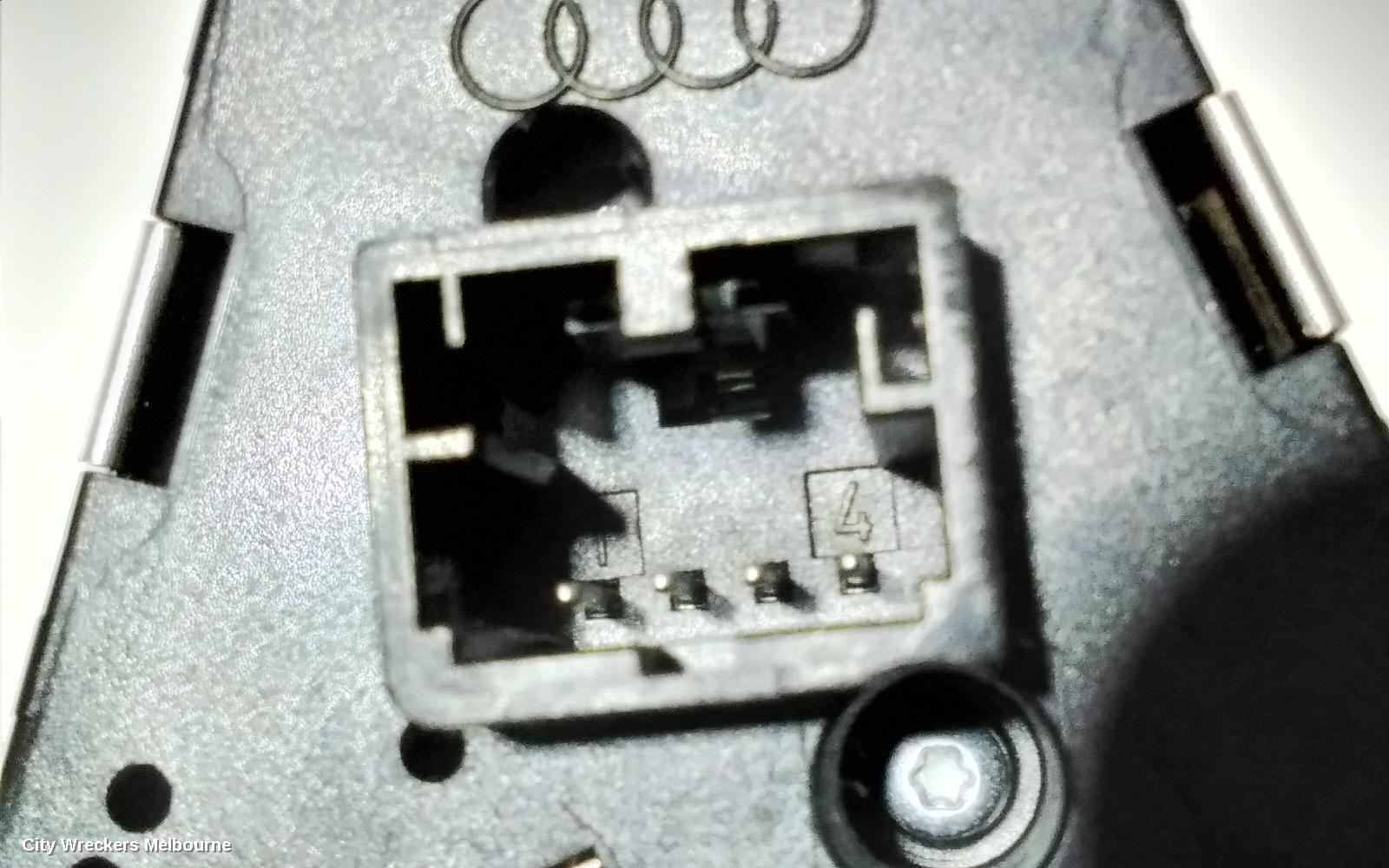 AUDI Q5 COMBINATION SWITCH, HEADLAMP SWITCH, 8R, 03/2009 - 01/2017