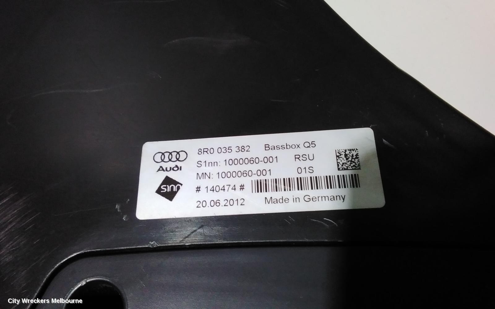 AUDI Q5 RADIO/CD/DVD/SAT/TV, MUSIC INTERFACE MODULE, 8R, 12/2008 - 01/2017