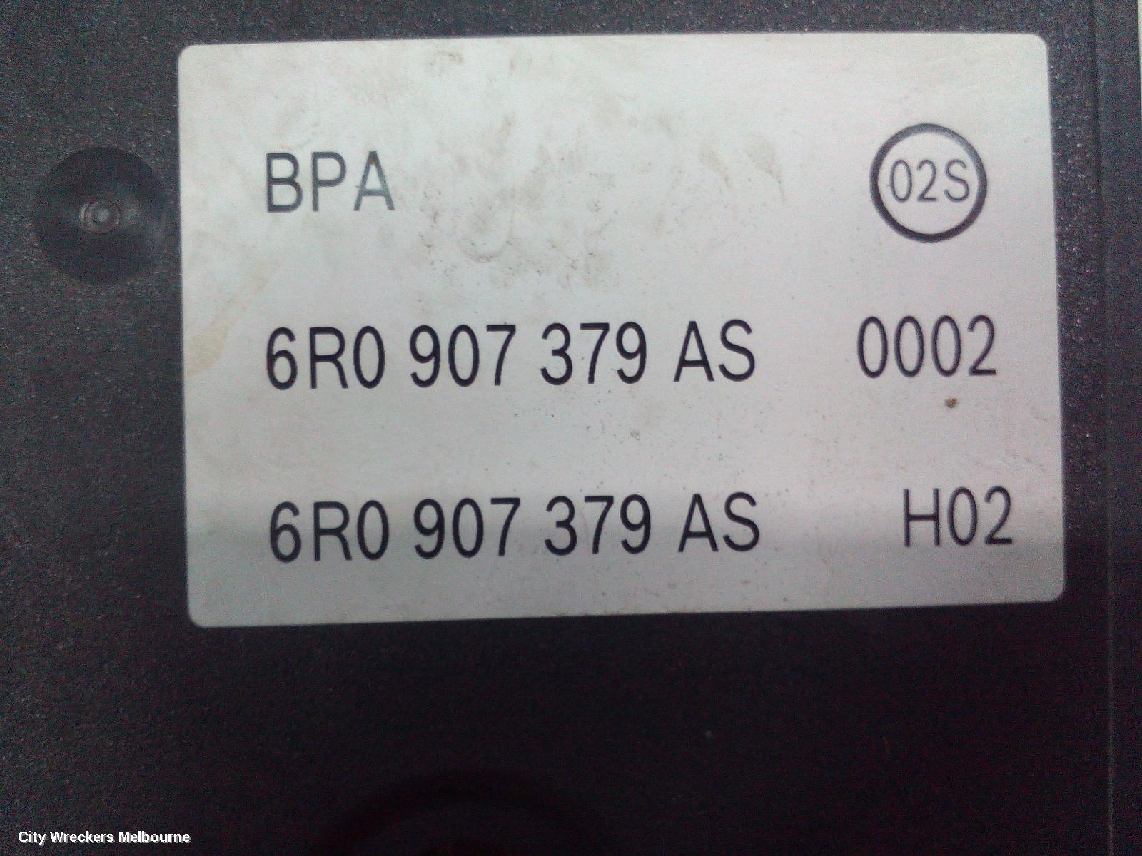 VOLKSWAGEN POLO ABS PUMP/MODULATOR, 6R, P/N 6R0614517AJ, 05/2010 - 09/2017