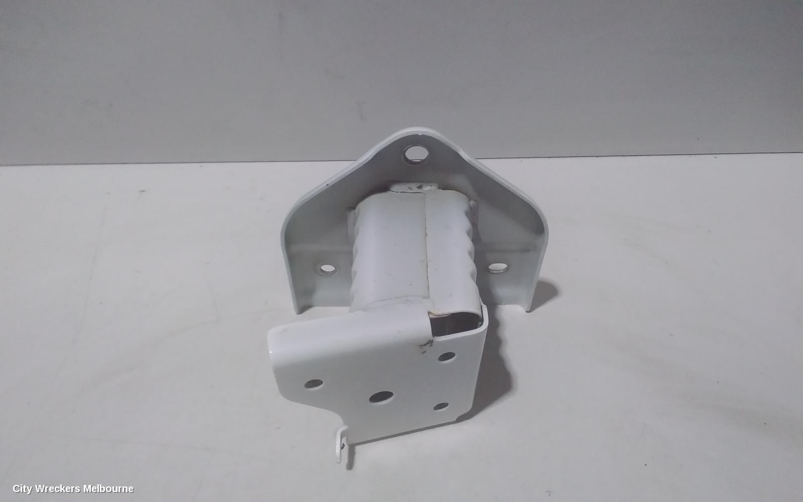 MITSUBISHI OUTLANDER R/BAR BRACKET/REINFO, MAIN REINFORCEMENT BRACKET (LH SIDE), NON PHEV, ZJ-ZL, 10/2012 - 07/2021