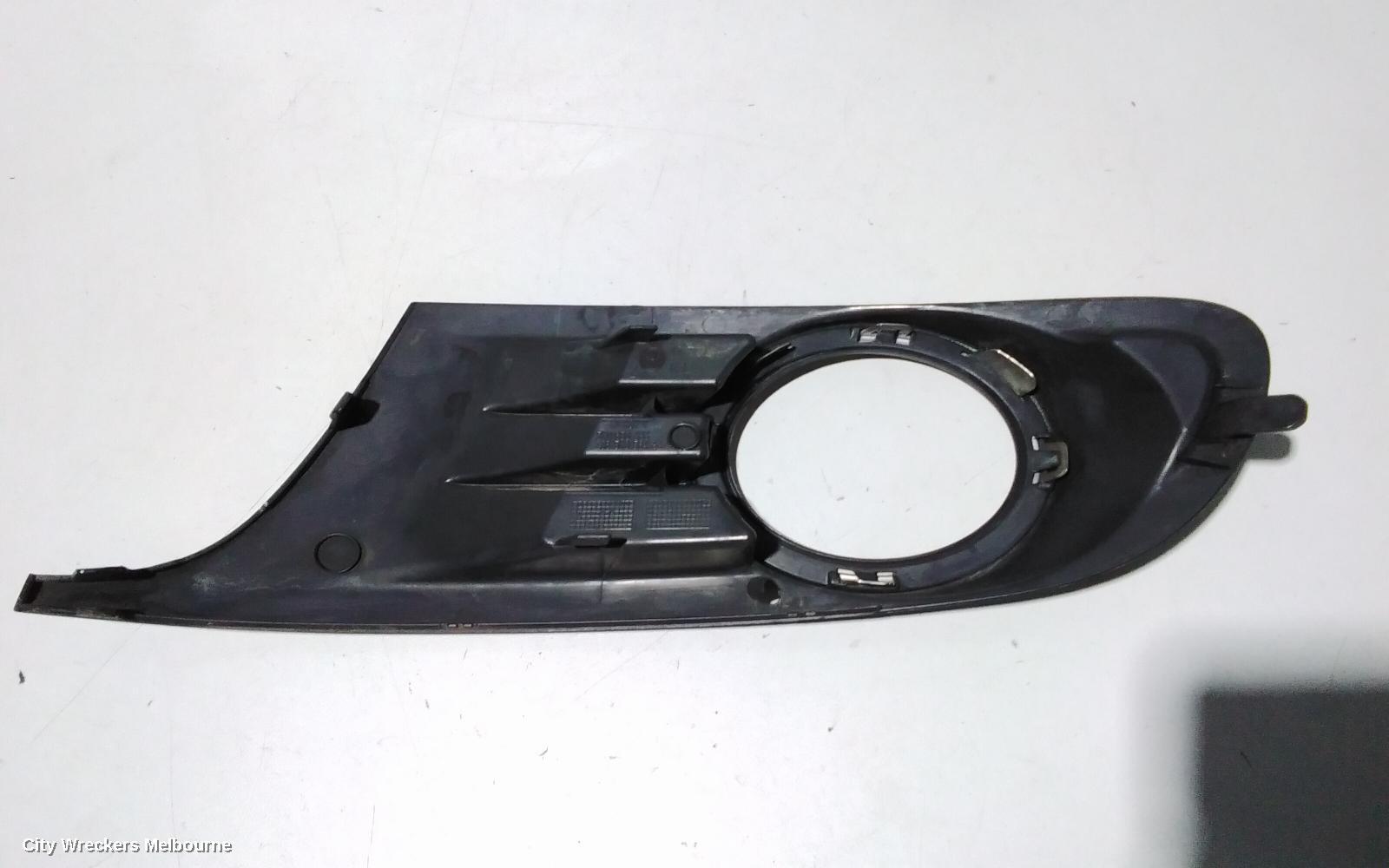VOLKSWAGEN GOLF RIGHT INDICATOR/FOG/SIDE, BUMPER FOGLAMP, GEN 6, STANDARD TYPE, 12/2008 - 03/2013