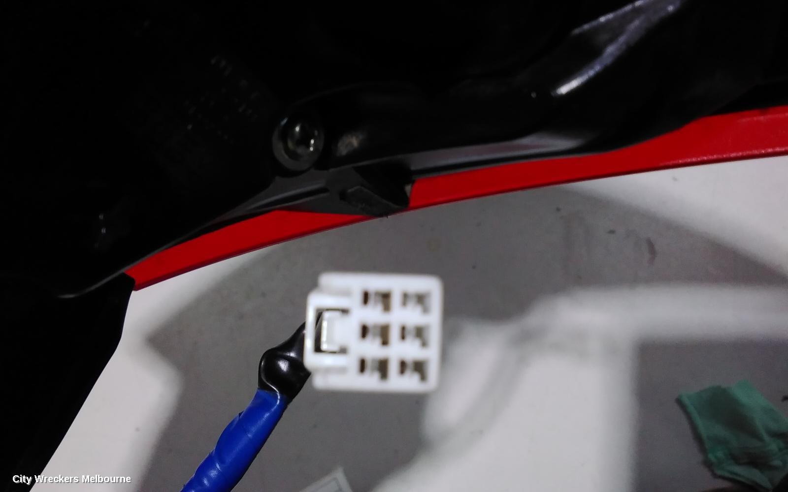 MAZDA CX3 RIGHT TAILLIGHT, DK, NON LED TYPE, 03/2015 ONWARDS