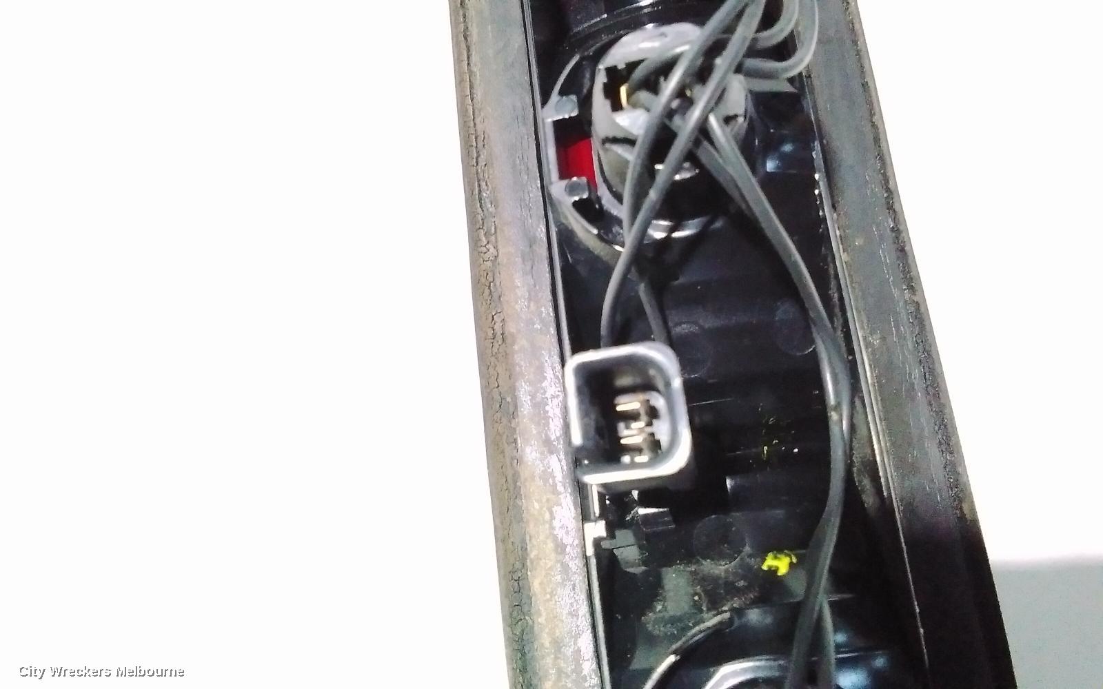 HOLDEN COLORADO HIGH LEVEL STOPLIGHT, RG, 06/2012 - 12/2020