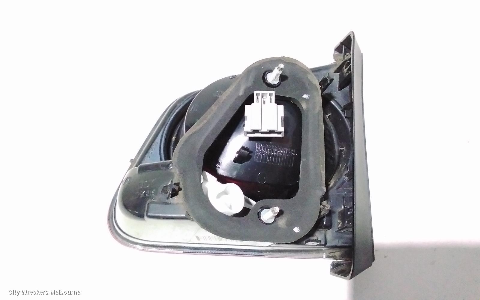 VOLKSWAGEN TIGUAN REAR GARNISH, TAILGATE LAMP (LH SIDE), 5N, 05/2008 - 06/2011