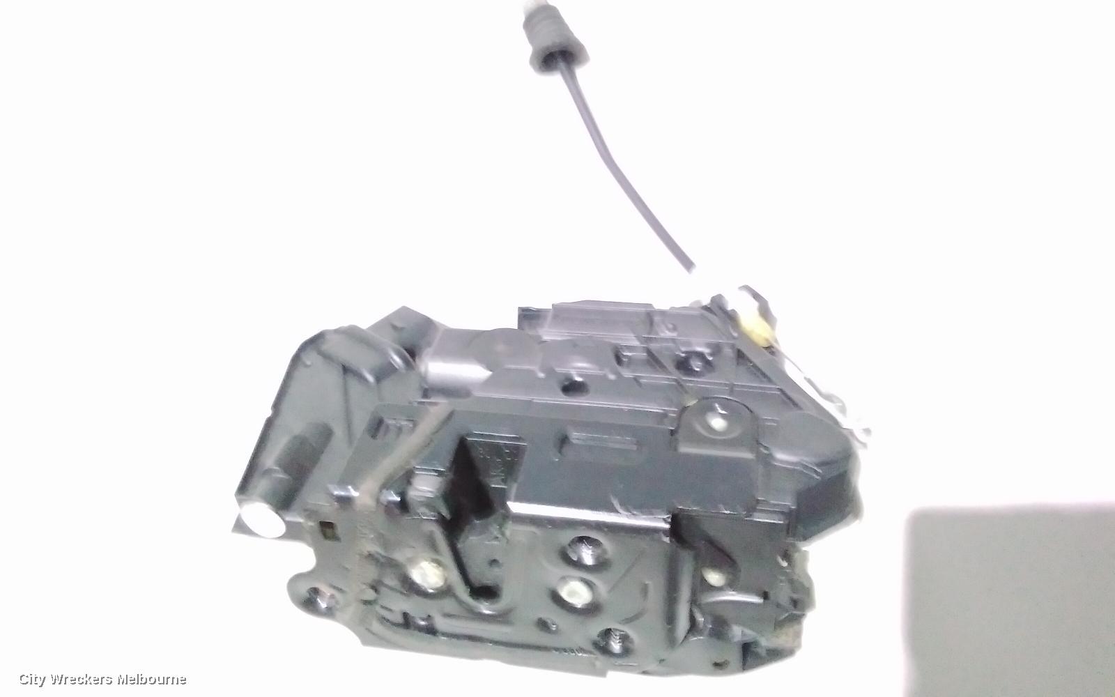 VOLKSWAGEN TIGUAN DOOR/BOOT/GATE LOCK, LEFT FRONT DOOR LOCK, 5N, P/N 5N2837015C (6 PIN), 01/2009 - 06/2011