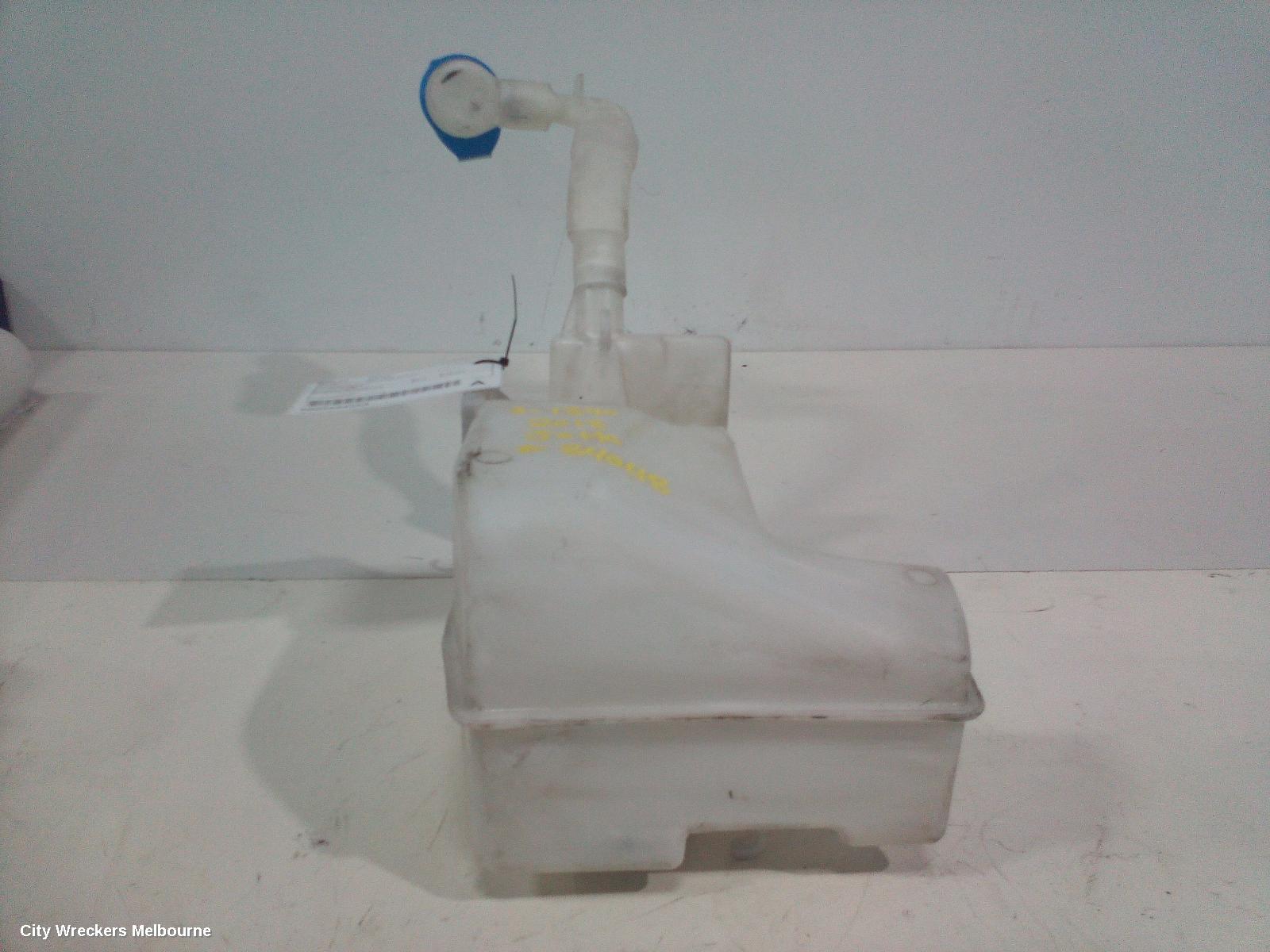 VOLKSWAGEN JETTA WASHER BOTTLE, 1B, 02/2011 - 12/2017