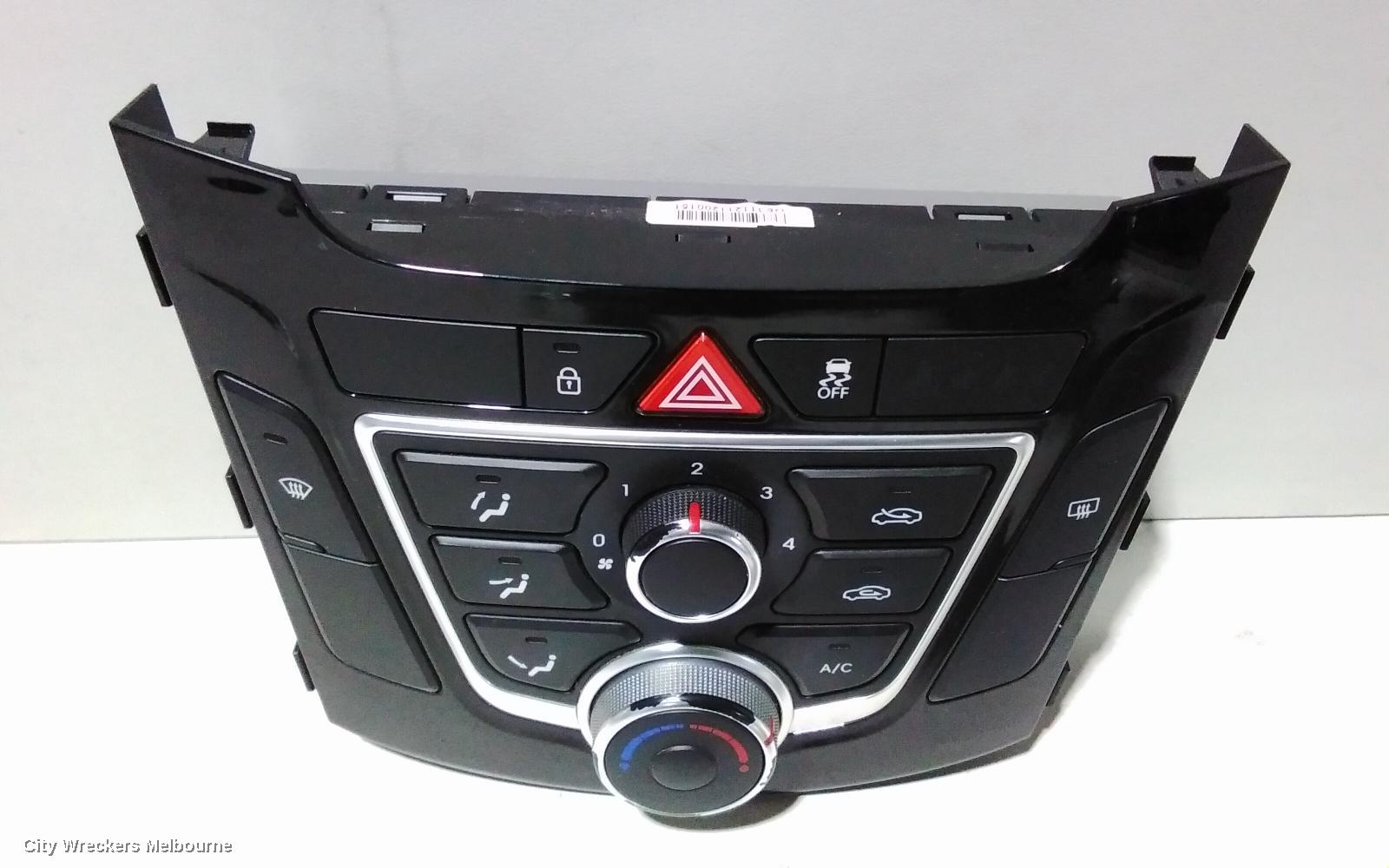 HYUNDAI I30 HEATER/AC CONTROLS, GD, NON CLIMATE CONTROL TYPE, 03/2012 ONWARDS