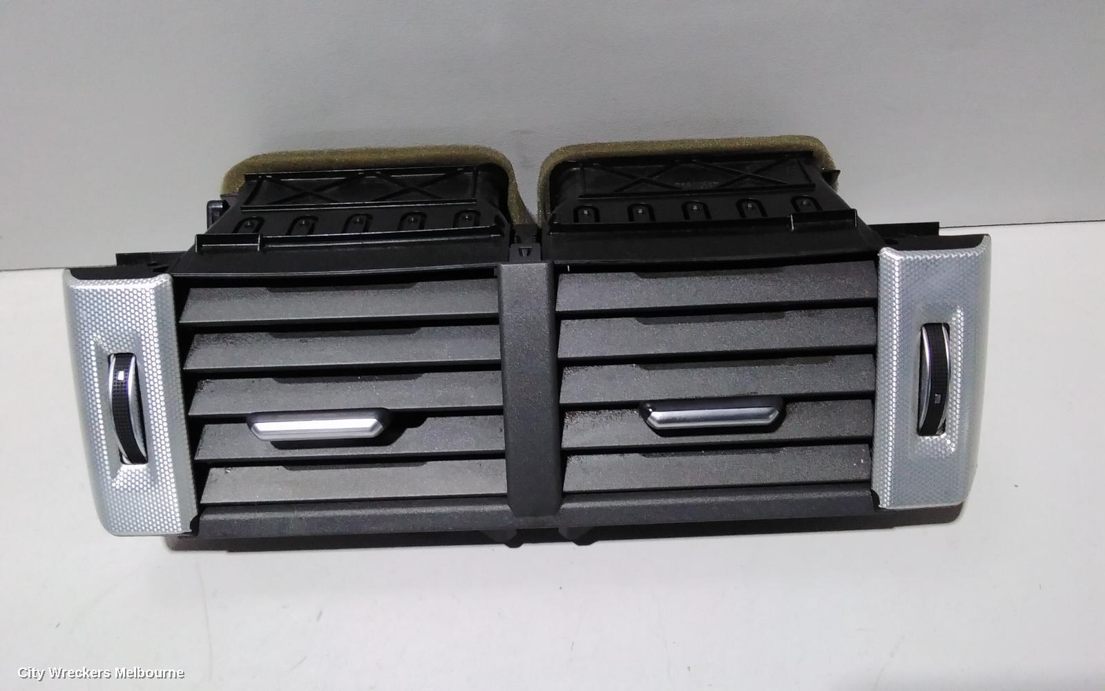 LAND ROVER RANGEROVER EVOQUE, L538, 11/2011 - 01/2019, CENTER AIRVENT: 84064