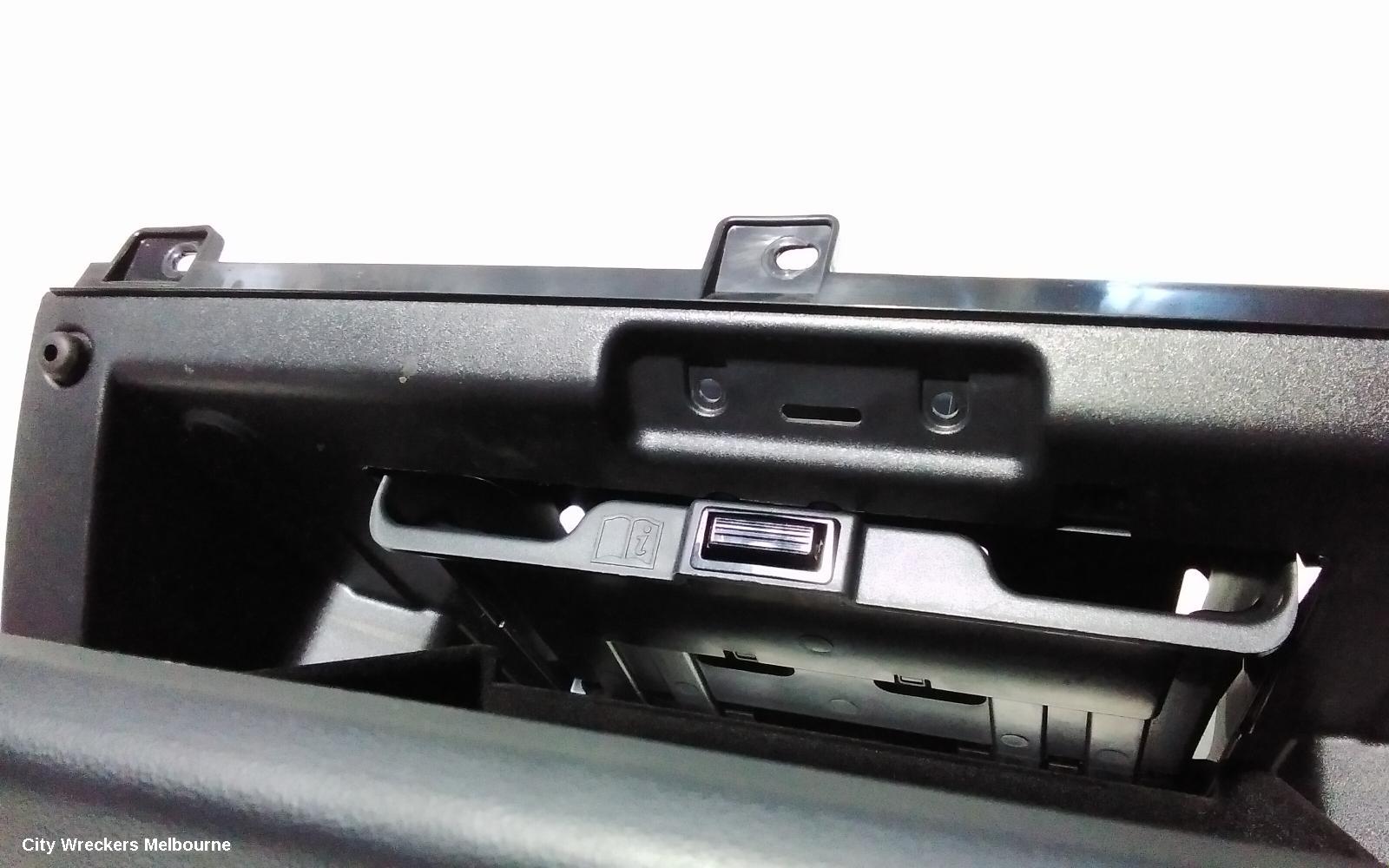 LAND ROVER RANGEROVER EVOQUE GLOVE BOX, L538, 11/2011 - 01/2019