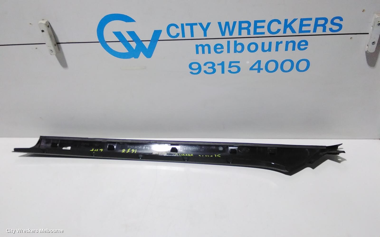 LAND ROVER RANGEROVER EVOQUE, L538, 11/2011 - 01/2019, LHF SIDE WINDSCREEN MOULD TRIM: 84089