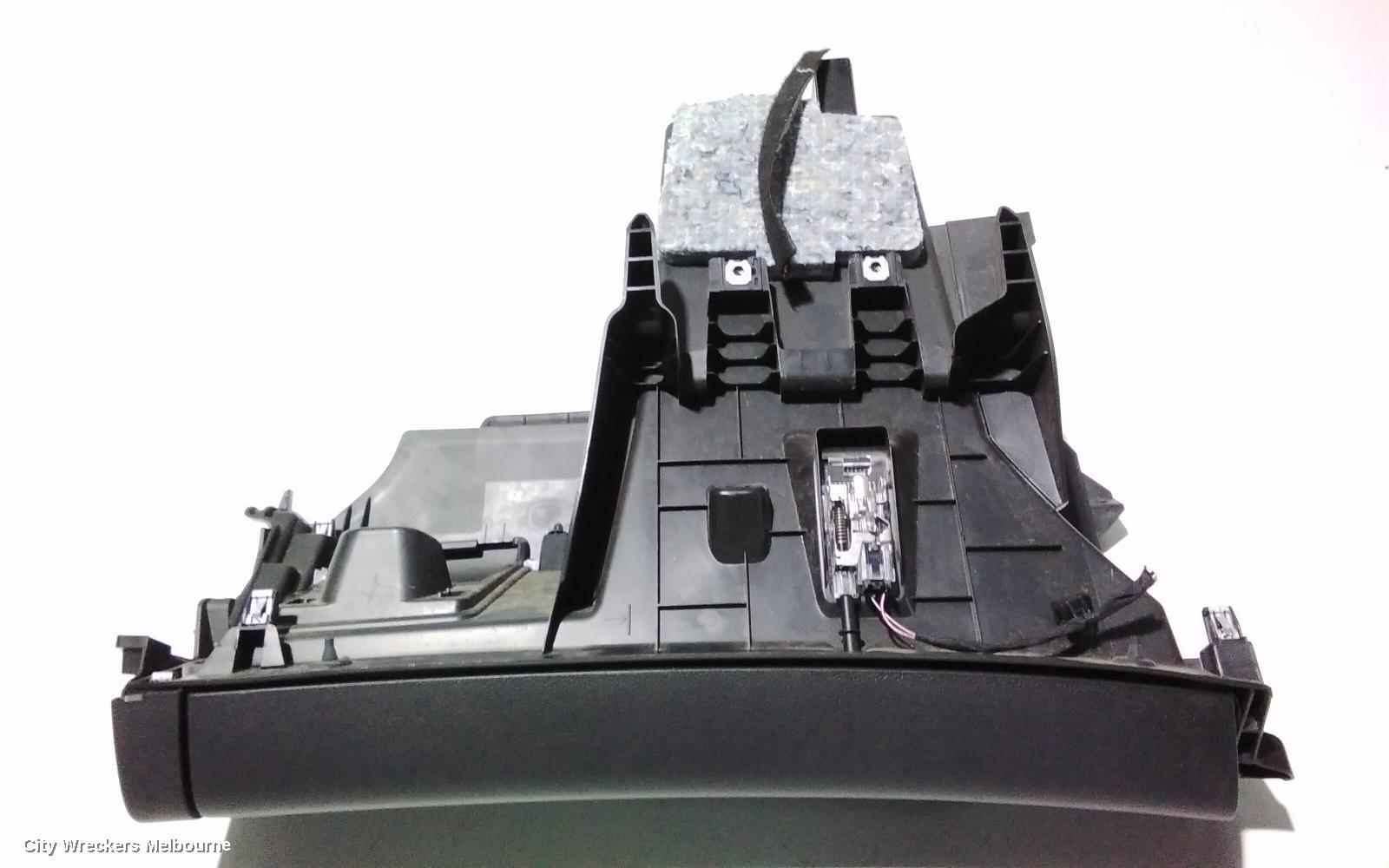 RENAULT MEGANE GLOVE BOX, GEN 4, 06/2016 - 02/2020