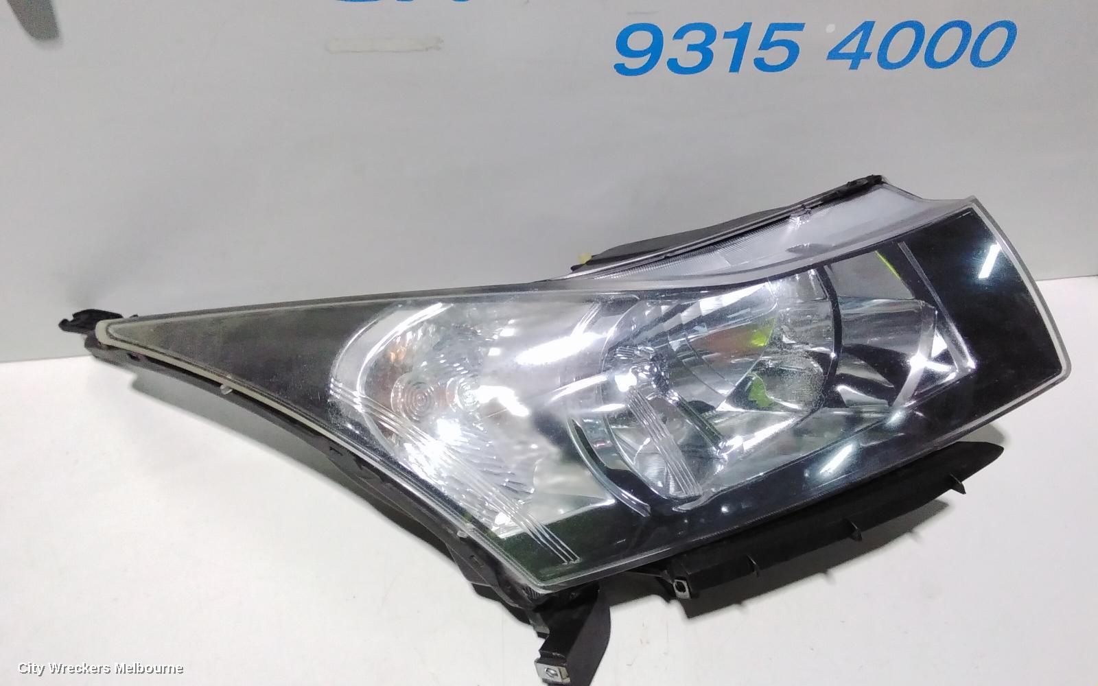 HOLDEN CRUZE RIGHT HEADLAMP, JG, 03/2009 - 02/2011