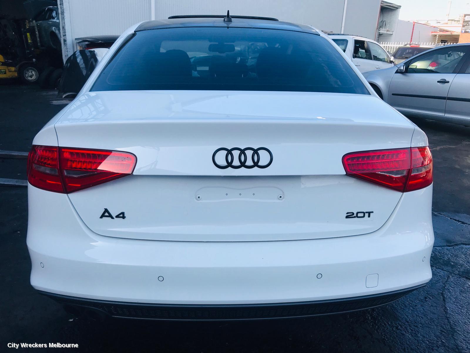 AUDI A4 RIGHT FRONT WINDOW REG/MOTOR, B8 8K, 06/2010 - 09/2015