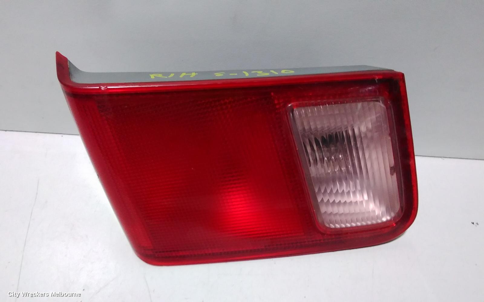 HONDA CIVIC REAR GARNISH, BOOTLID LAMP (RH SIDE), PINK TINT TYPE, 7TH GEN, 11/2000 - 02/2006