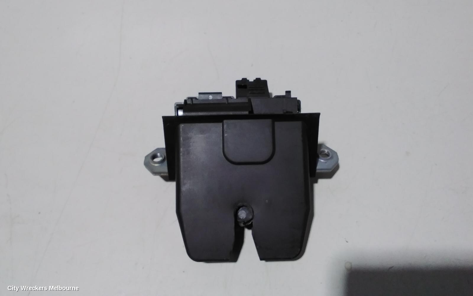 FORD FOCUS DOOR/BOOT/GATE LOCK, TAILGATE LOCK, LW, 05/2011 - 08/2015