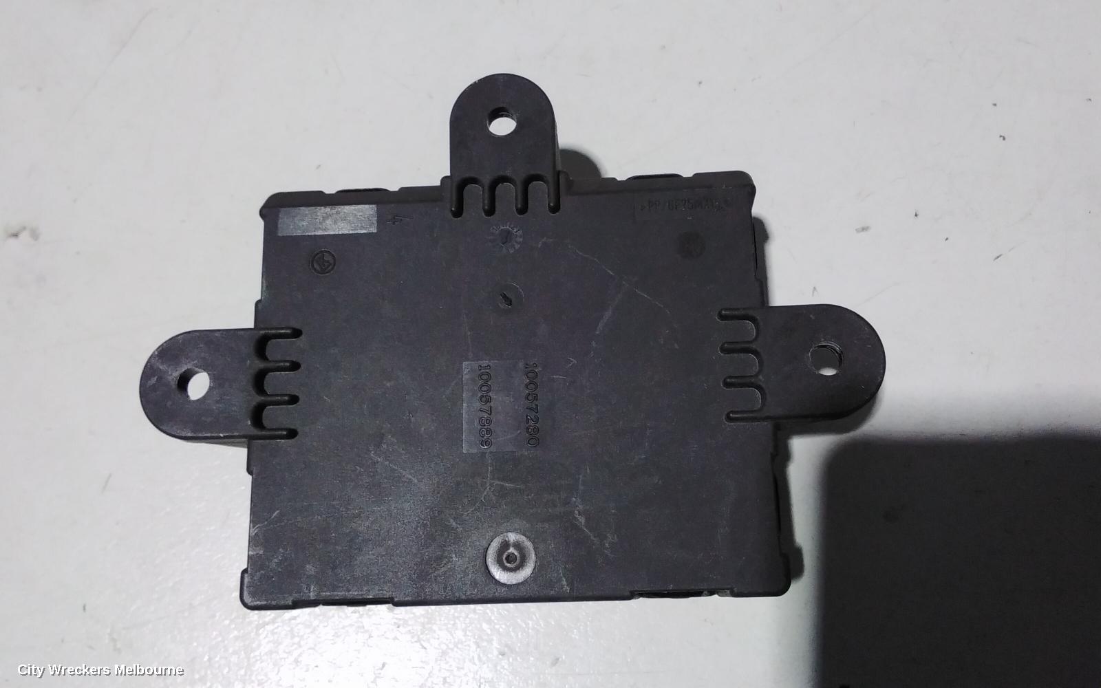 LAND ROVER RANGEROVER EVOQUE, L538, 11/2011 - 01/2019, LEFT DOOR CONTROL UNIT 1009352100 10057889 BJ32-14D620-AC BJ3214D620AC : 84218
