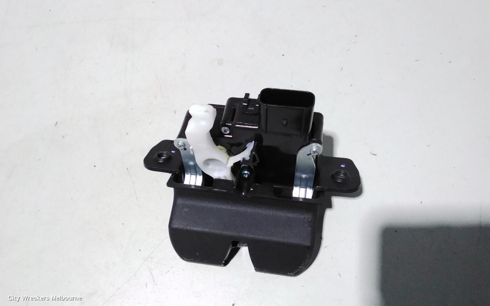 HYUNDAI TUCSON DOOR/BOOT/GATE LOCK, TAILGATE LOCK, NON POWER TAILGATE TYPE, TL, 07/2015 - 01/2021