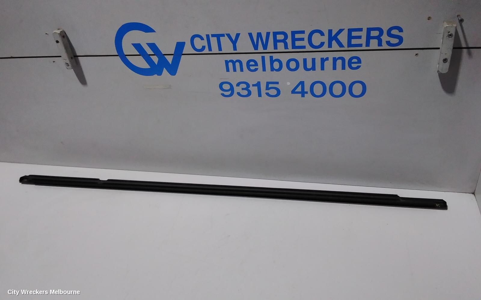 VOLKSWAGEN TIGUAN DOOR MOULD, LHR UPPER MOULD: 84237, 5NA, 06/2016 - 02/2024