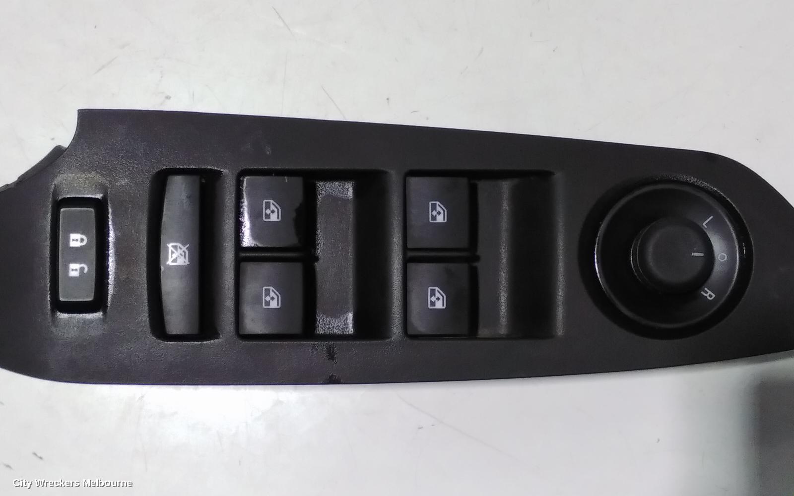 HOLDEN TRAX PWR DR WIND SWITCH, RH FRONT (MASTER SWITCH), TJ SERIES, 08/2013 - 12/2020