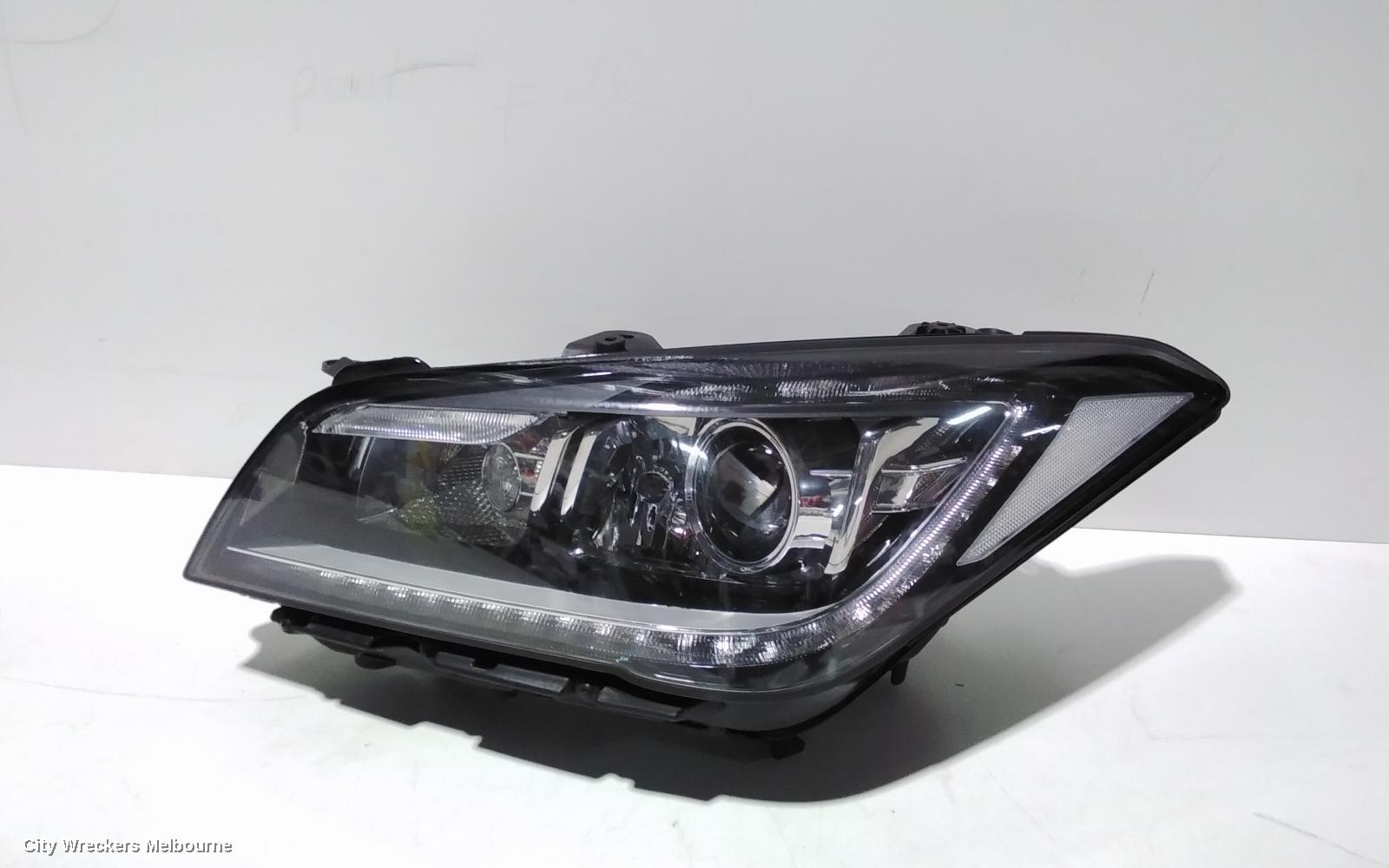 HYUNDAI GENESIS LEFT HEADLAMP, DH, 11/2014 - 01/2018